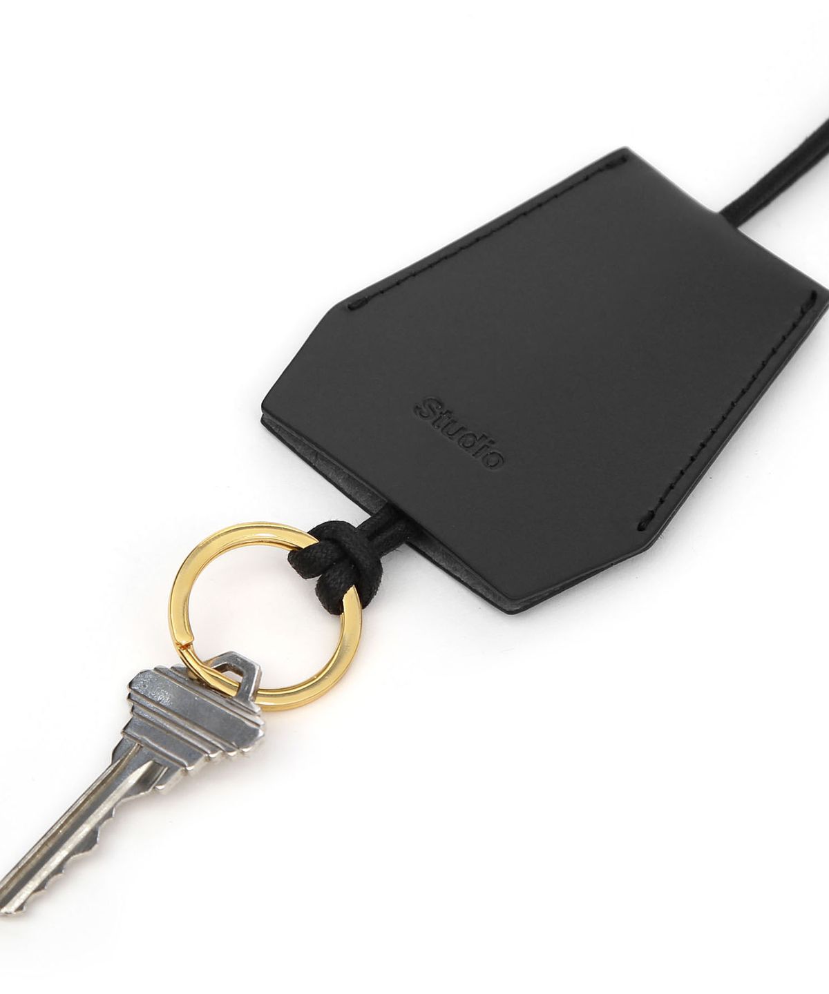 언더컨트롤 스튜디오(UNDERCONTROL STUDIO) 가죽 파우치 데일리 여성 목걸이 키링 NECKLACE KEY RING / M BLACK