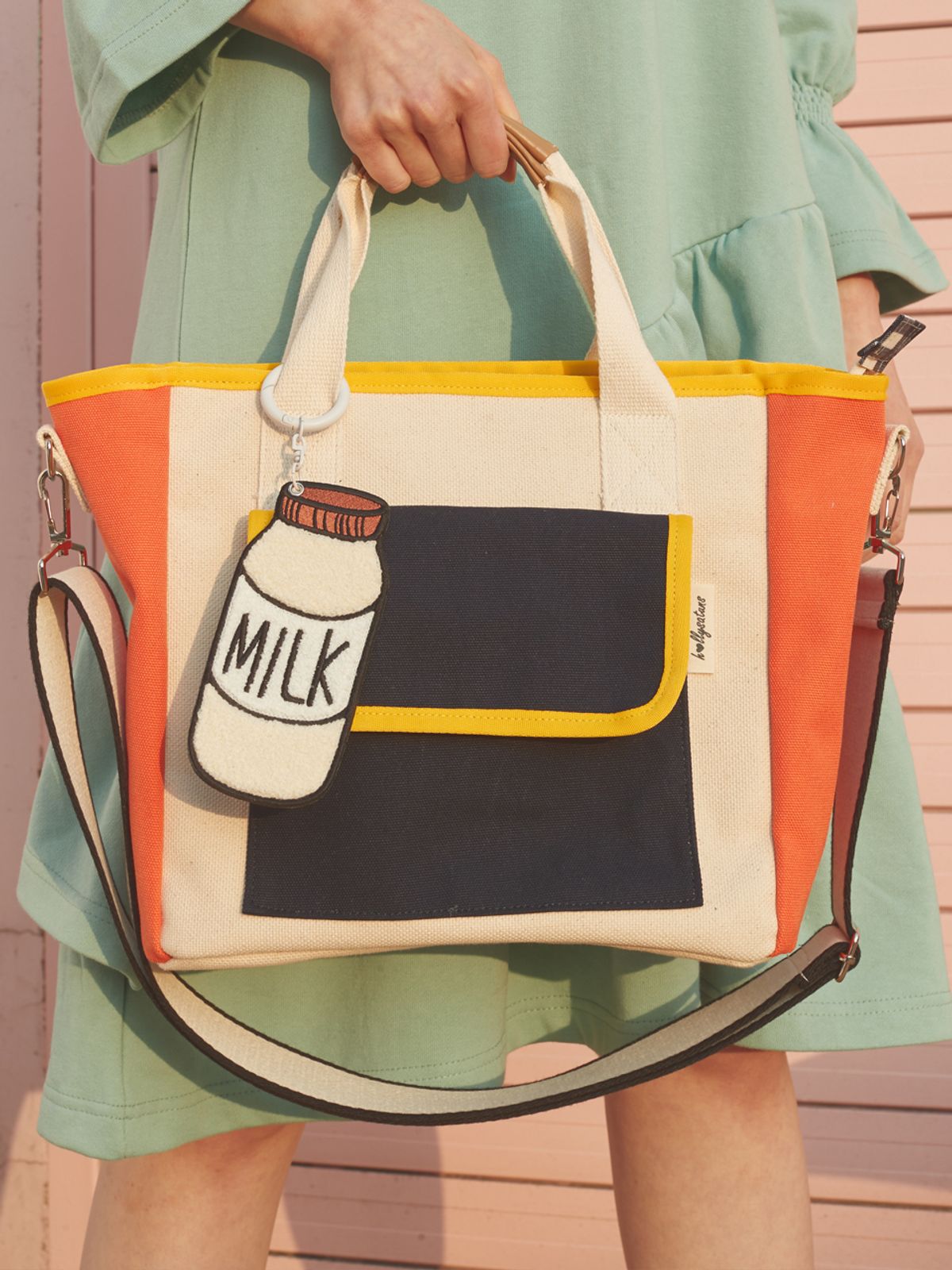 홀리세턴즈(HOLLYSATUNS) 홀리 캔디백 NAVY