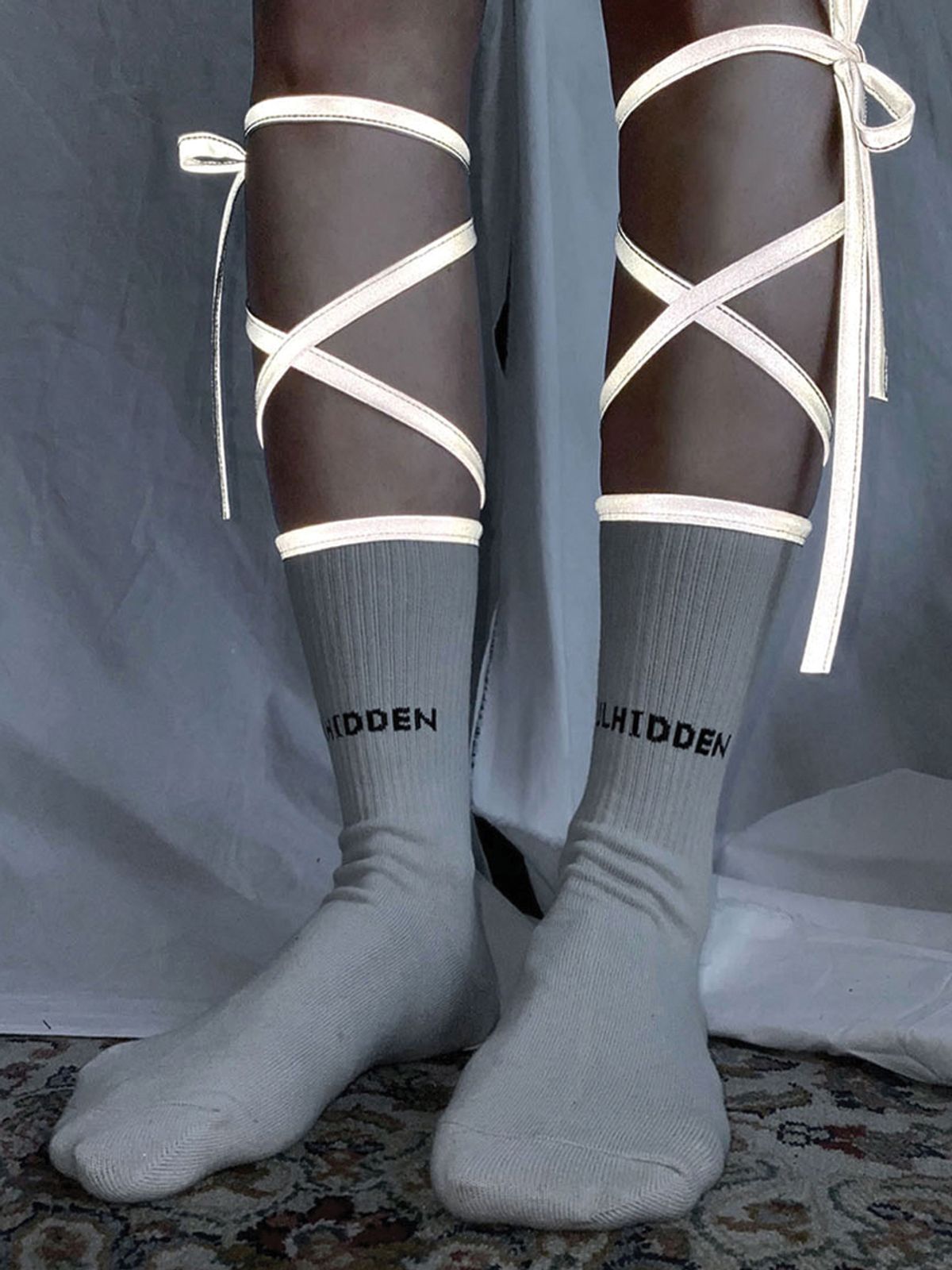 알엔오티(RNOT) Reflective String Socks