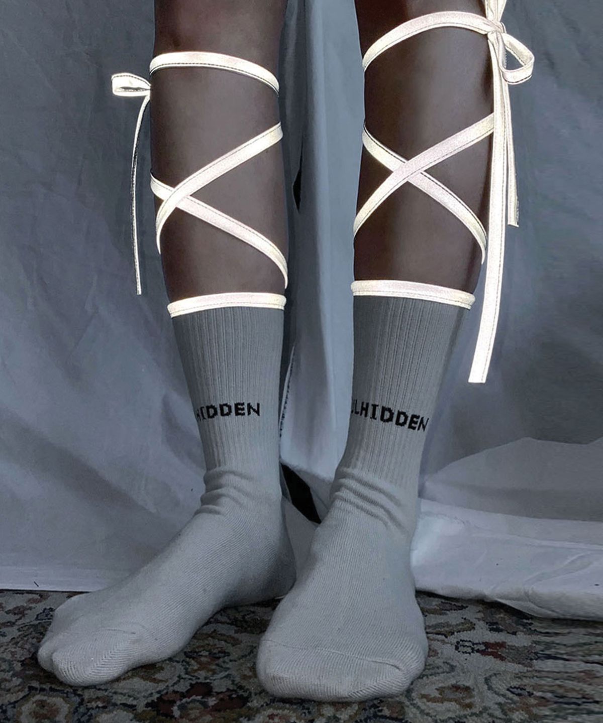 알엔오티(RNOT) Reflective String Socks