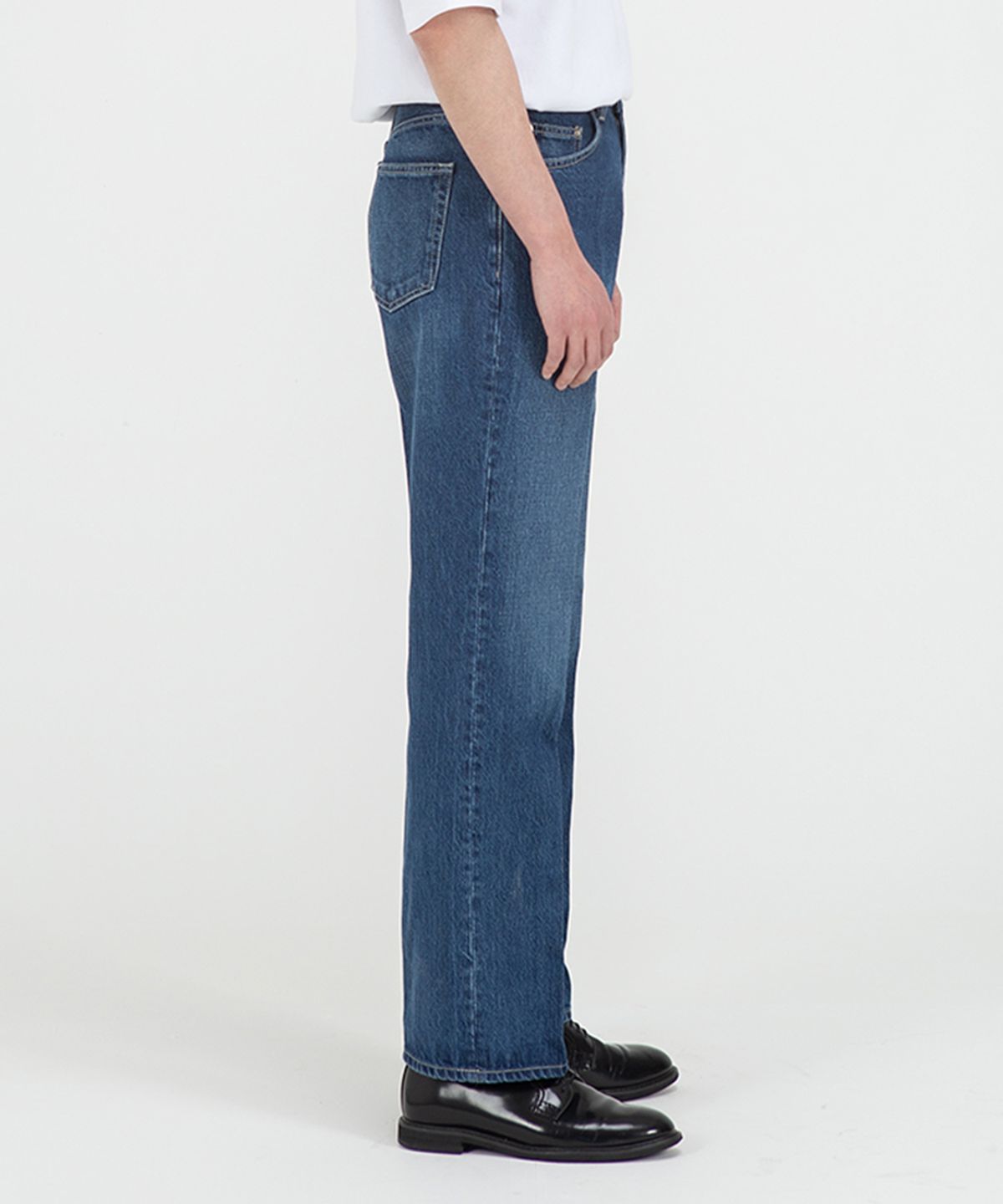 브랜디드(BRANDED) 51004 HISHITOMO COLLECTION MIDDLE BLUE JEANS [RELAX STRAIGHT]