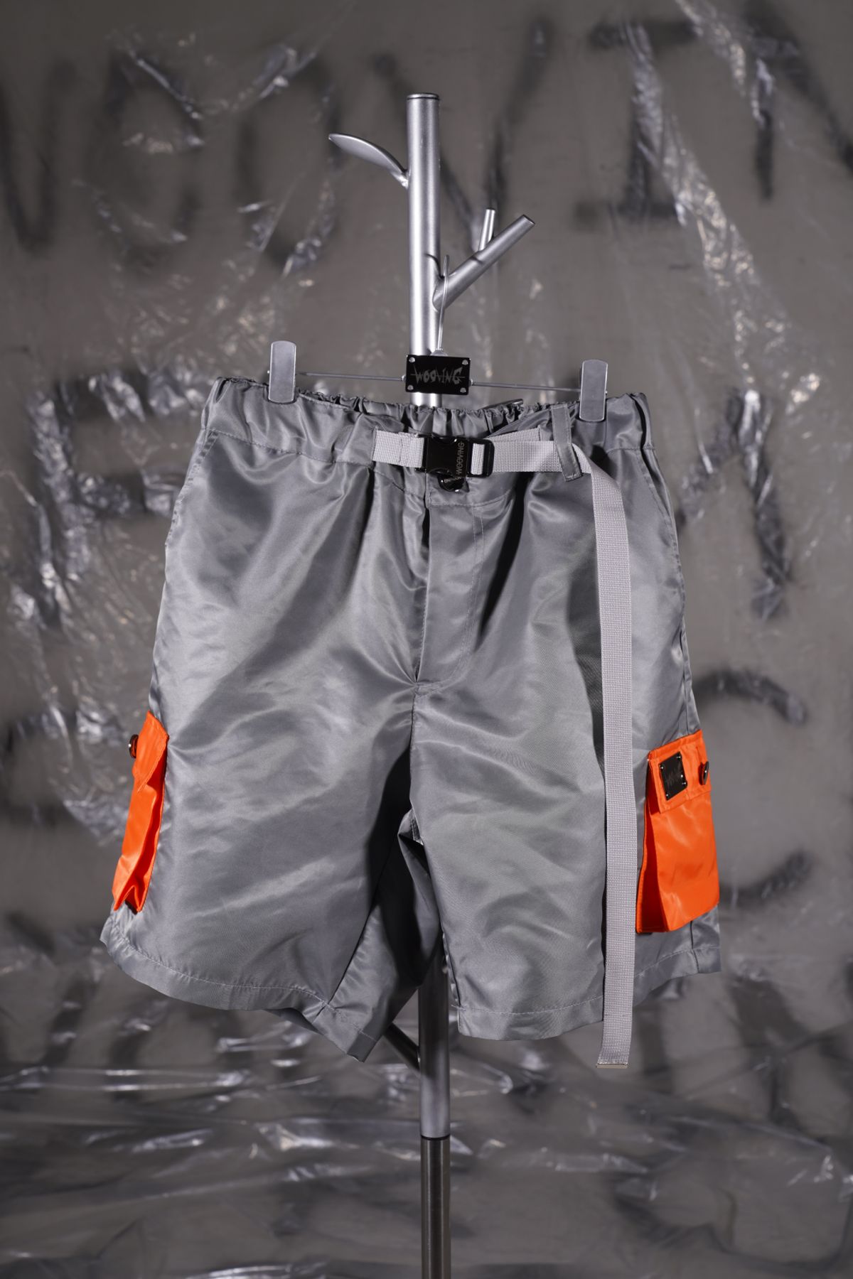 우빙(WOOVING) SPACE HALF PANTS (SILVER)