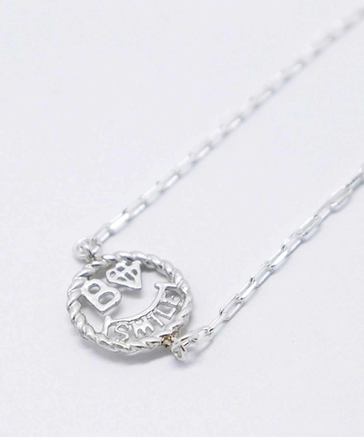 봉보(BONBEAU) Kitsch smile chain Bracelet 실버 스마일 체인팔찌