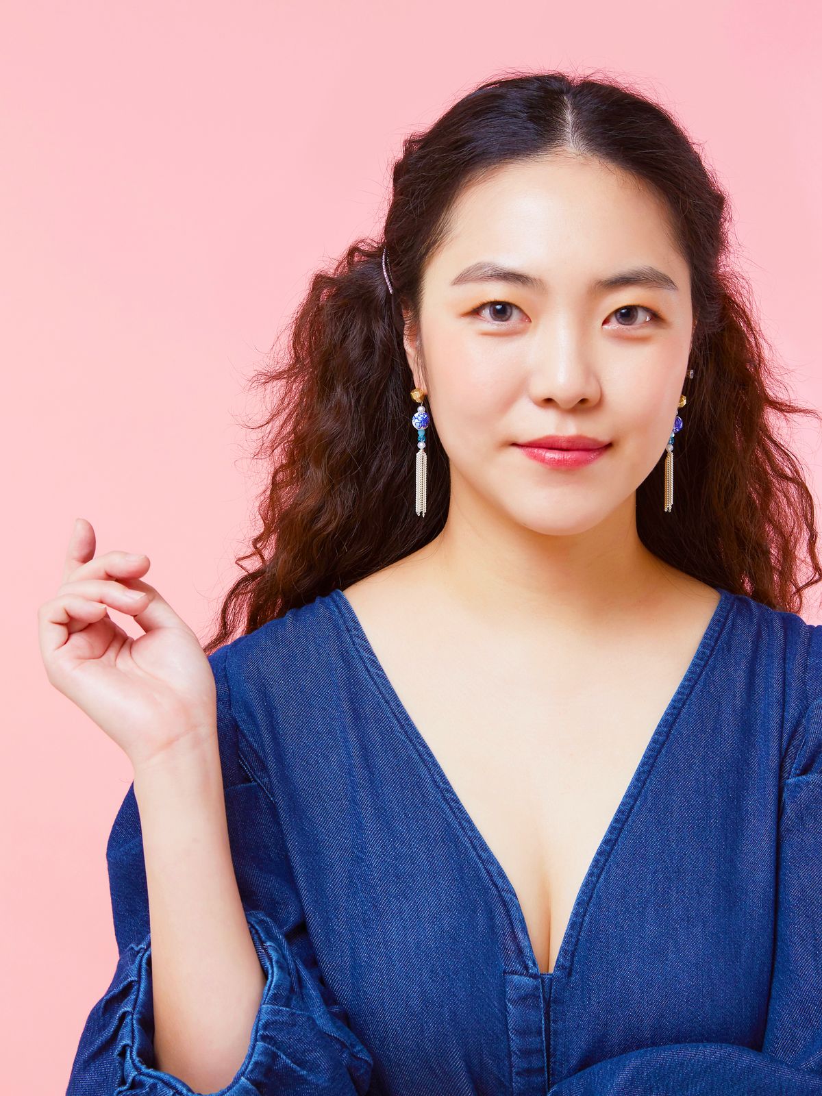 레이지앤크레이지(LAZY N CRAZY) 블루 세라믹 태슬 귀걸이