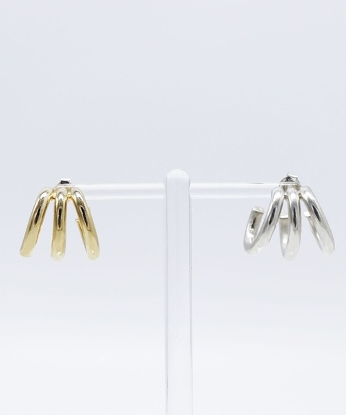 봉보(BONBEAU) Merry hoop simple Earrings 심플 꼬임 귀걸이