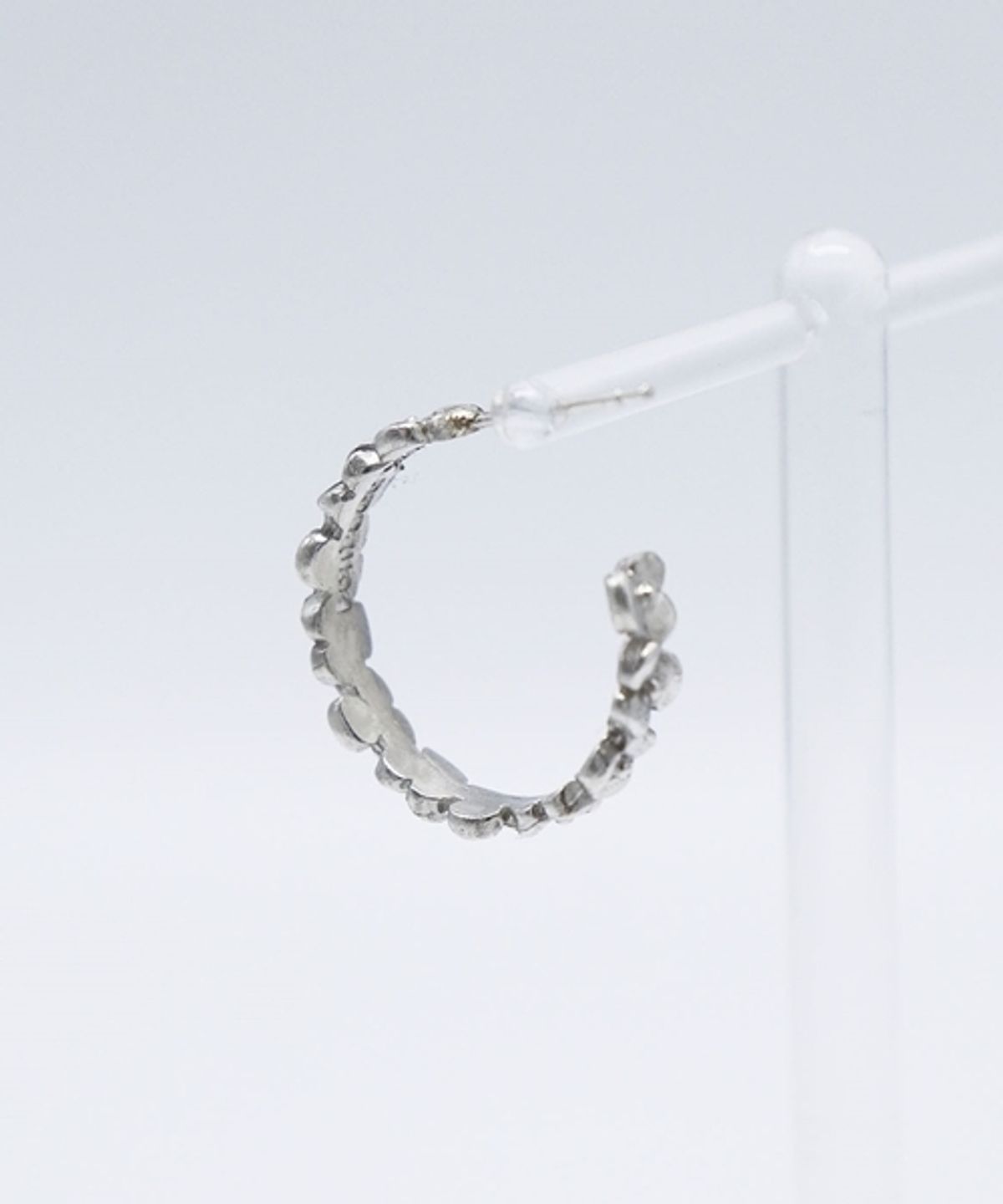 봉보(BONBEAU) Camellia simple Earrings 까멜리아 은침 심플 귀걸이
