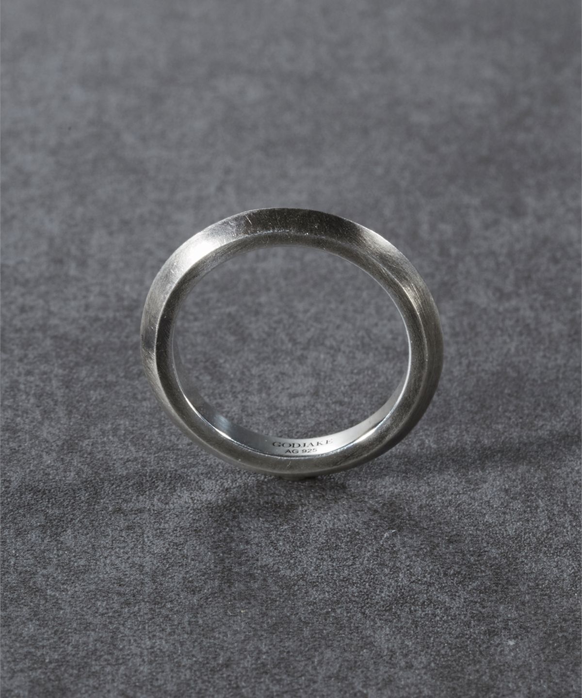 갓제이크(GODJAKE) [ITW] SPEAR RING