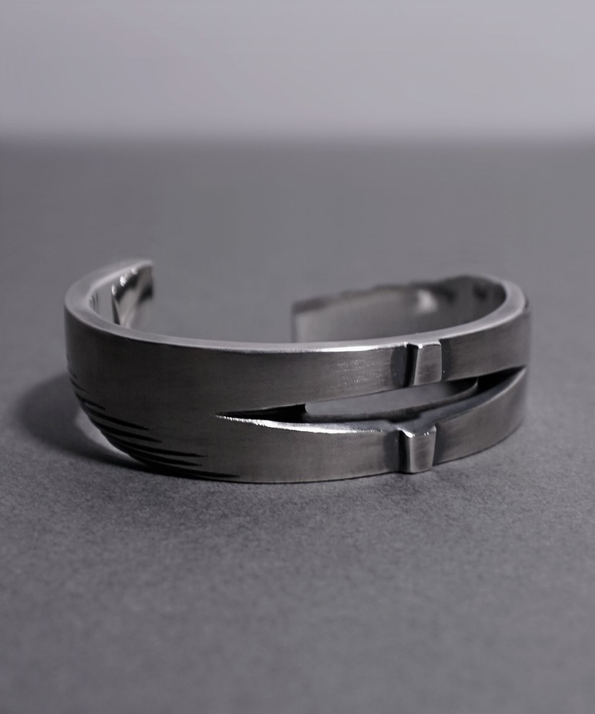 갓제이크(GODJAKE) [DEVOURED] GIVE UP BRACELET