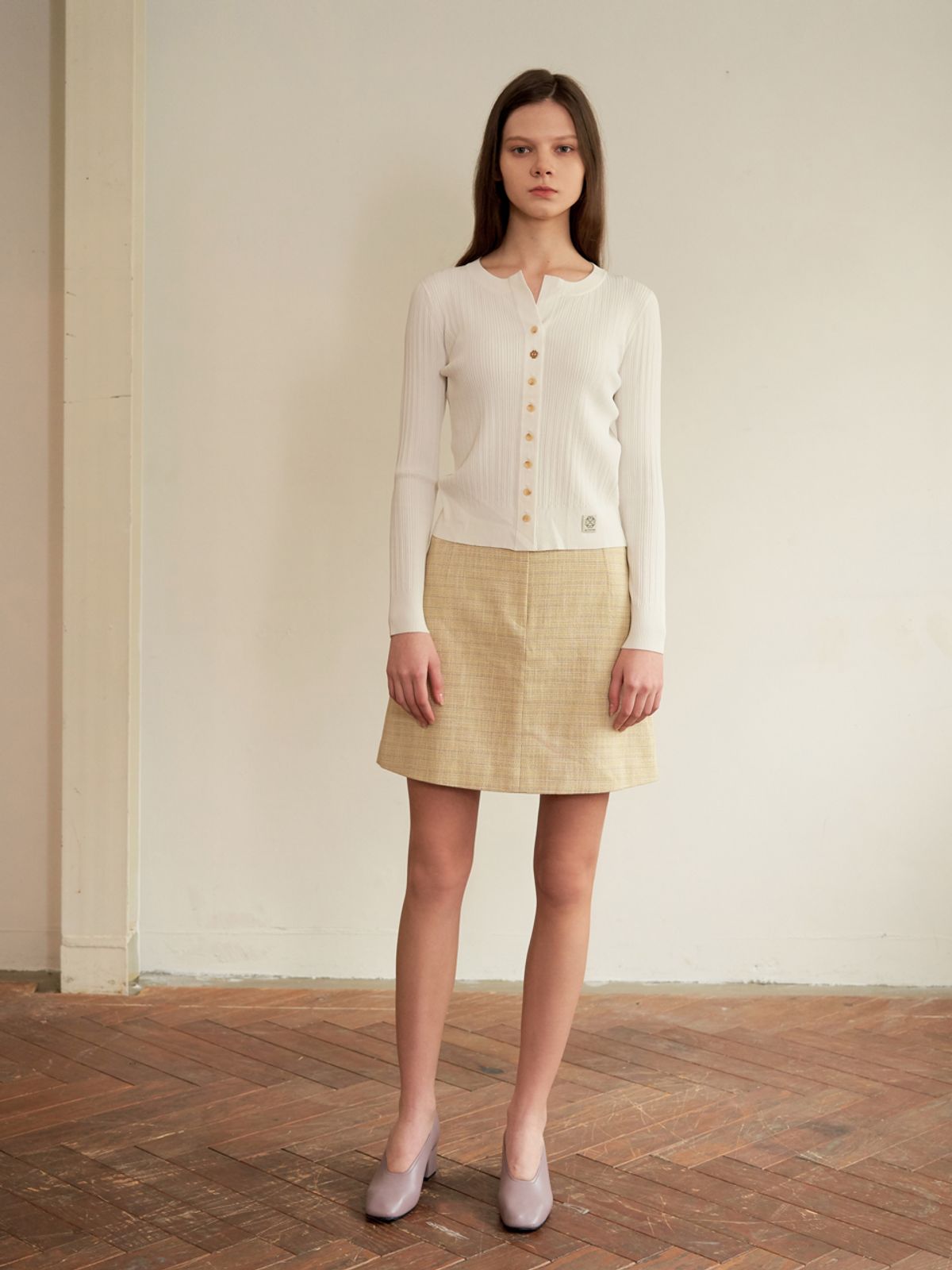 앳코너(ATCORNER) SLIMFIT RIB KNIT CARDIGAN WHITE (AESW0E004IV)