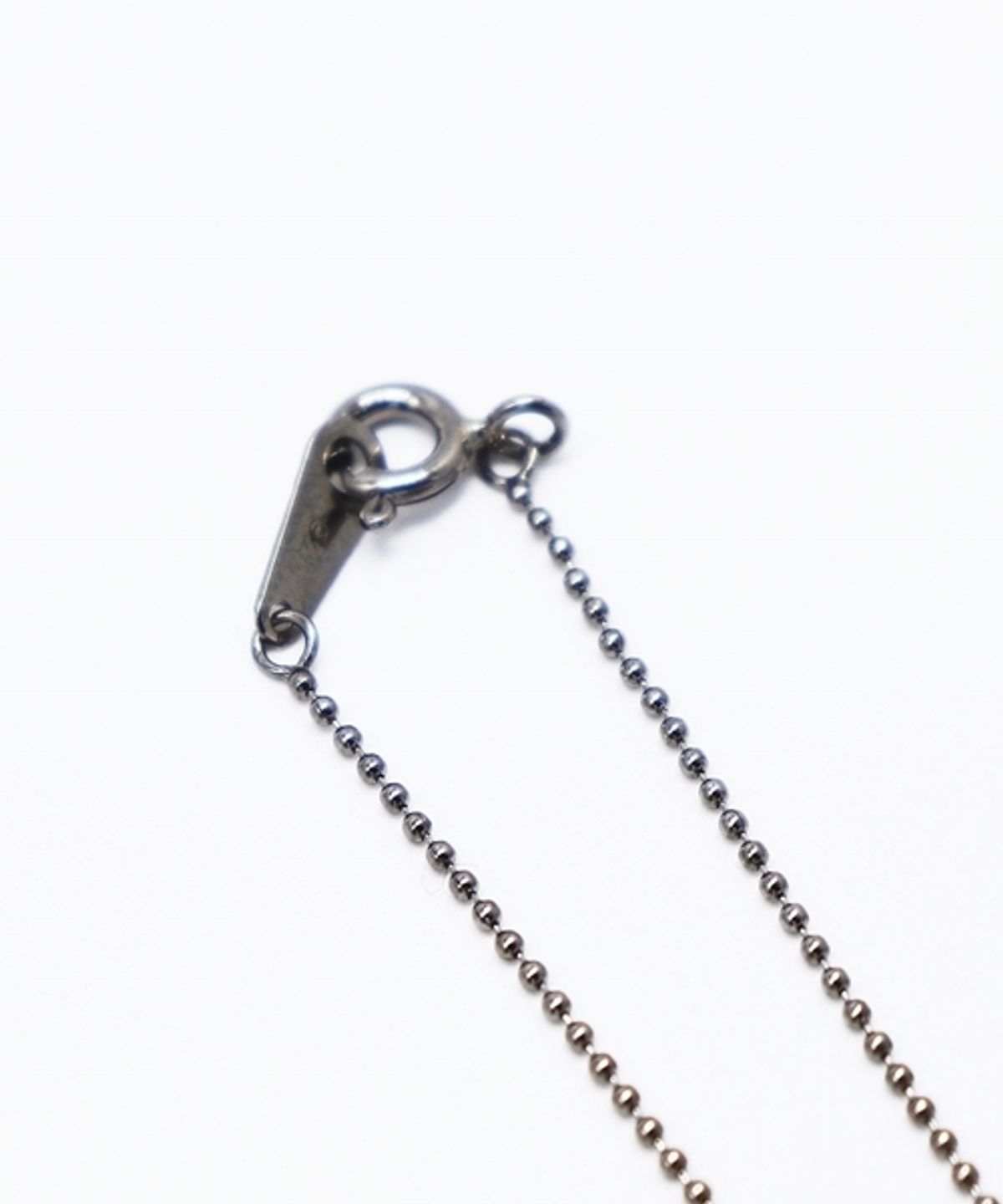 봉보(BONBEAU) Kitsch square smile Necklace 실버 스마일 스퀘어 체인 목걸이