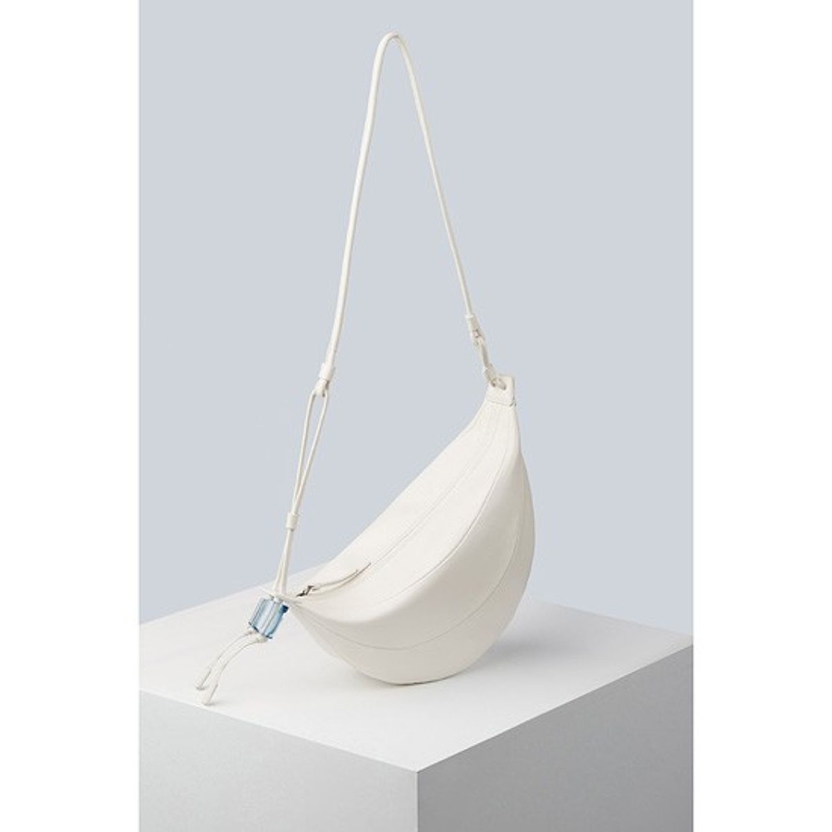 아카이브앱크(ARCHIVEPKE) Fling bag(My clean bed)_OVBAX26002WHT