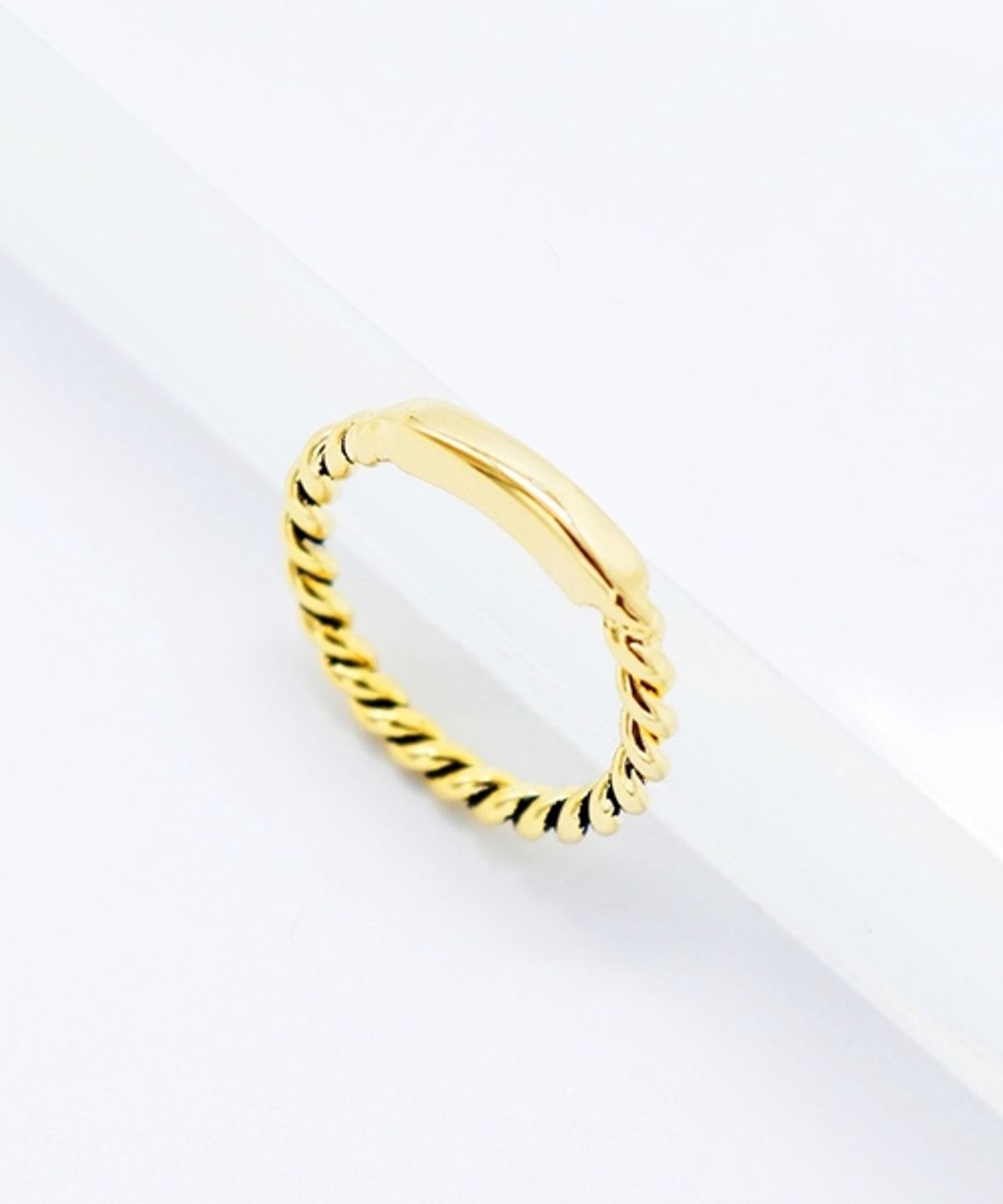 봉보(BONBEAU) Carry initial twist Ring 볼드 꼬임 이니셜 각인 반지