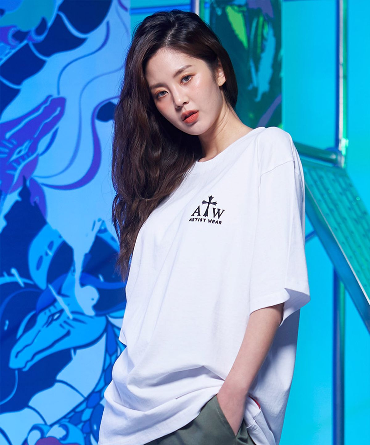 아티스트웨어(ARTISTWEAR) [ATW X 레오다브] 타이거 자수 오버핏 반팔티_WH