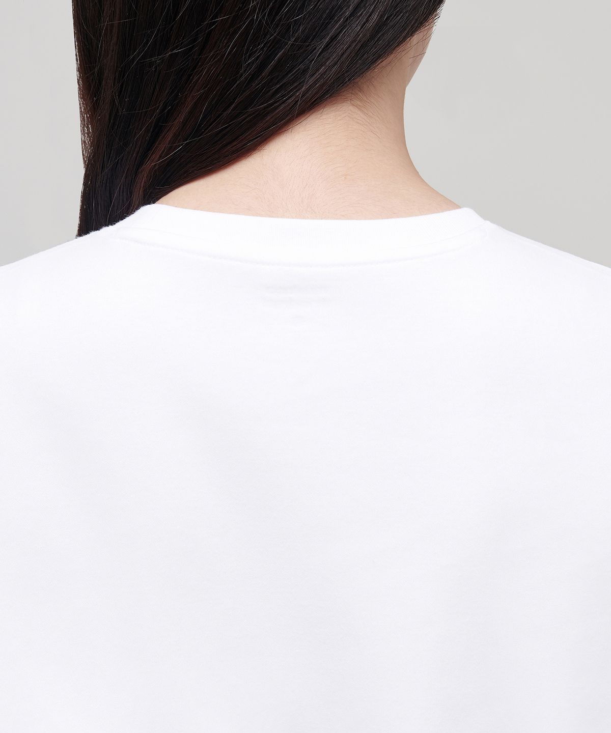 무신사 스탠다드 우먼(MUSINSA STANDARD WOMAN) 우먼즈 베이식 크루 넥 티셔츠 [화이트]