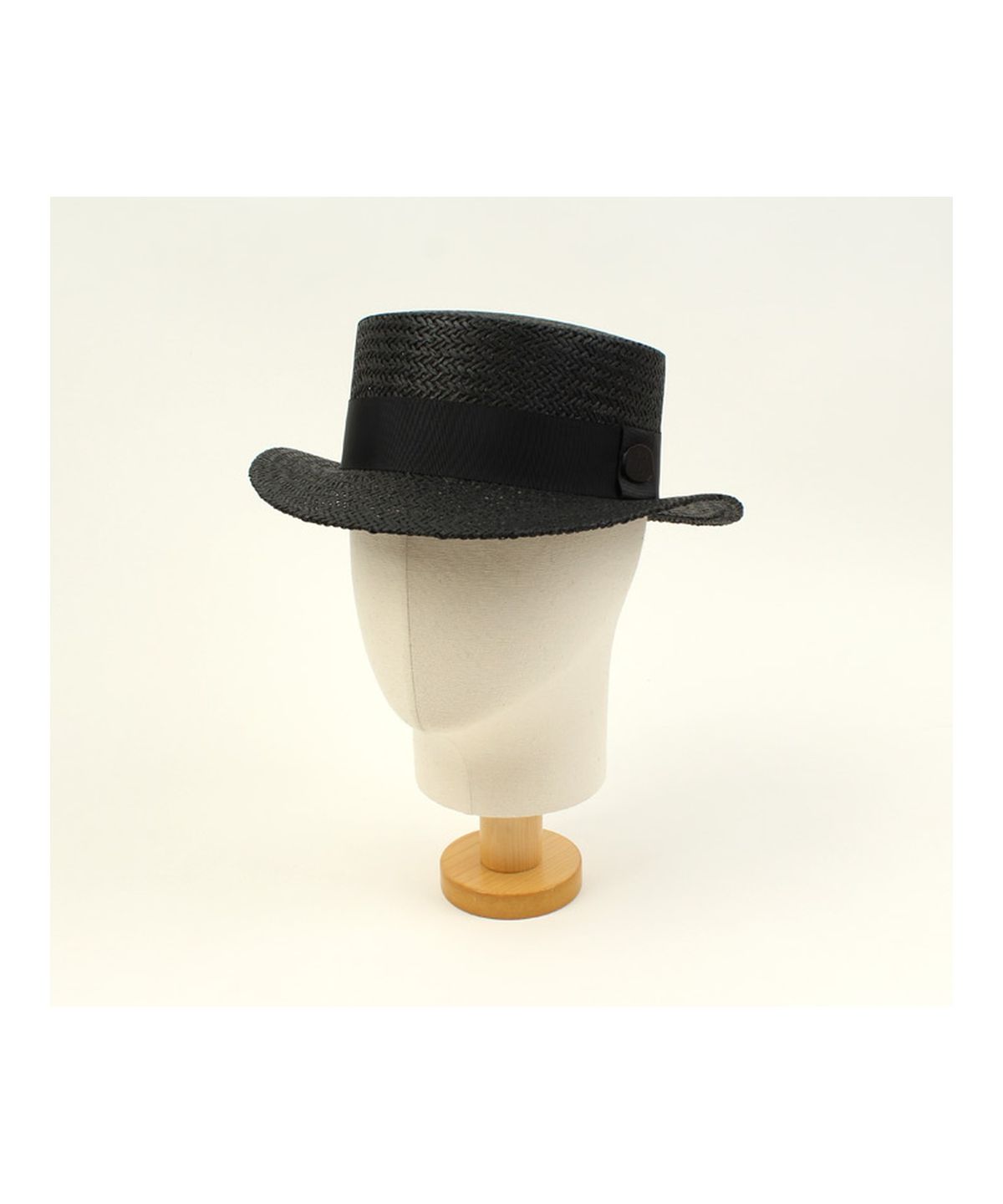 유니버셜 케미스트리(UNIVERSAL CHEMISTRY) Black Flat Short Panama Hat 파나마햇