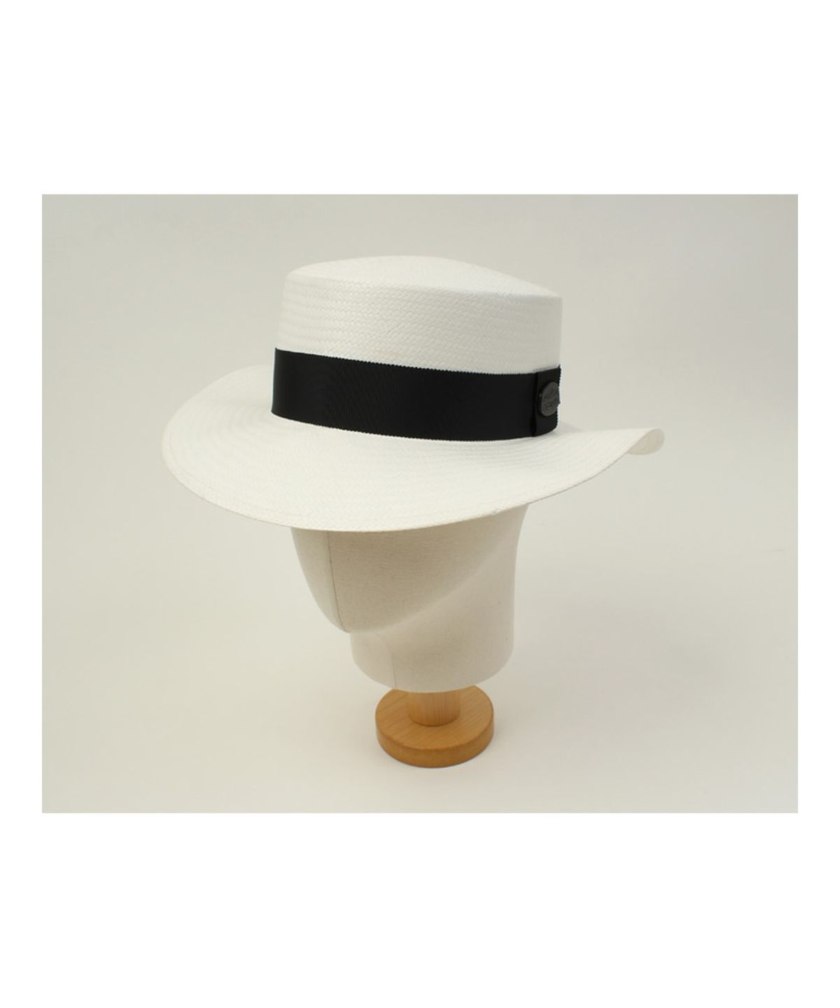 유니버셜 케미스트리(UNIVERSAL CHEMISTRY) White Flat Long Panama Hat BK 파나마햇