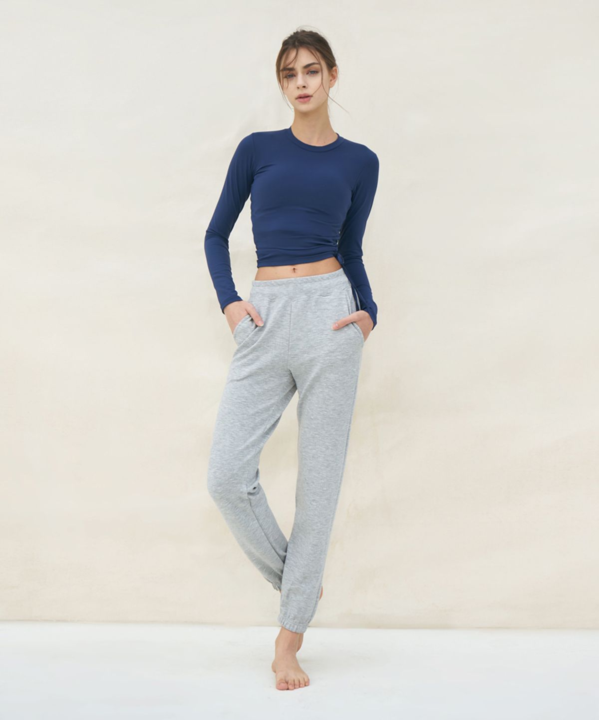데비웨어(DEVIWEAR) 에티튜드 스웨트 팬츠 DEVI-B0033-그레이