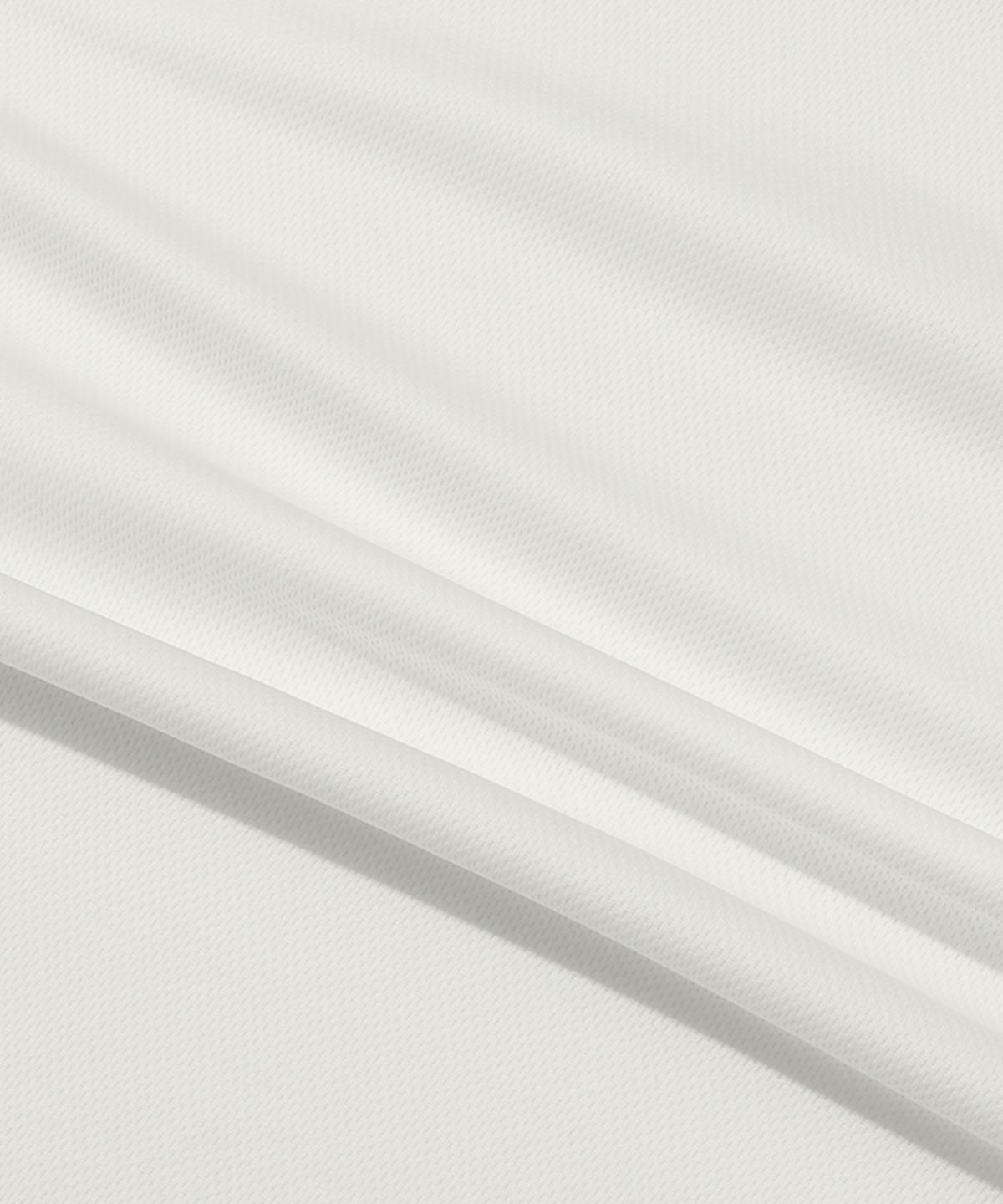 게인스보로(GAINSBORO) 오버핏 쿨 마이크로아이스 슬리브리스 화이트
