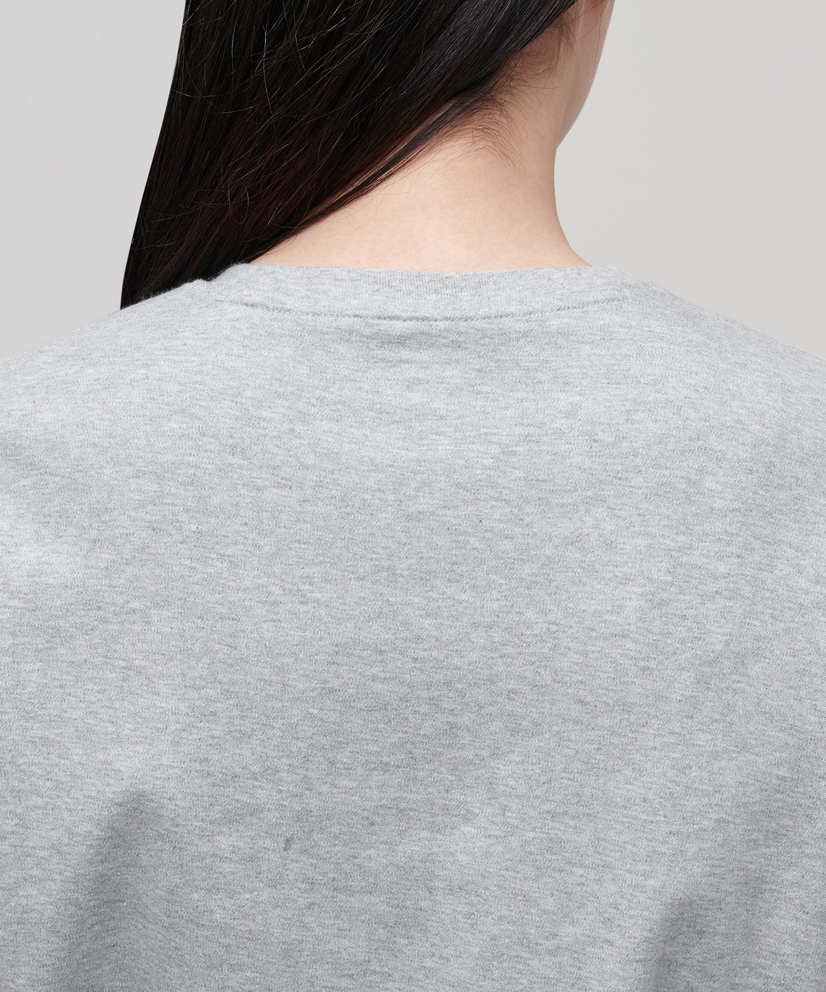 무신사 스탠다드 우먼(MUSINSA STANDARD WOMAN) 우먼즈 베이식 크루 넥 티셔츠 [미디엄 그레이]