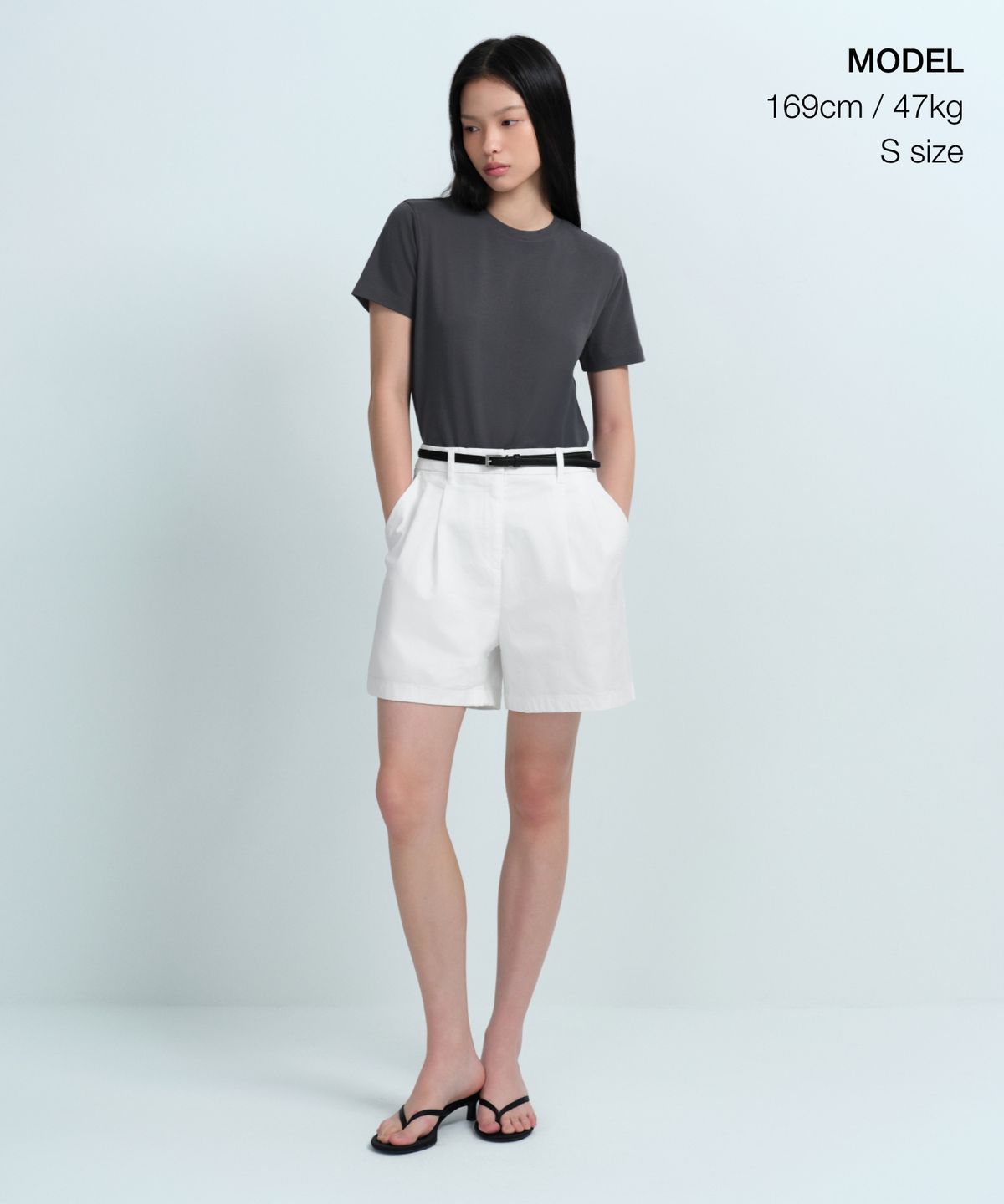 무신사 스탠다드 우먼(MUSINSA STANDARD WOMAN) 우먼즈 베이식 크루 넥 티셔츠 [다크 그레이]