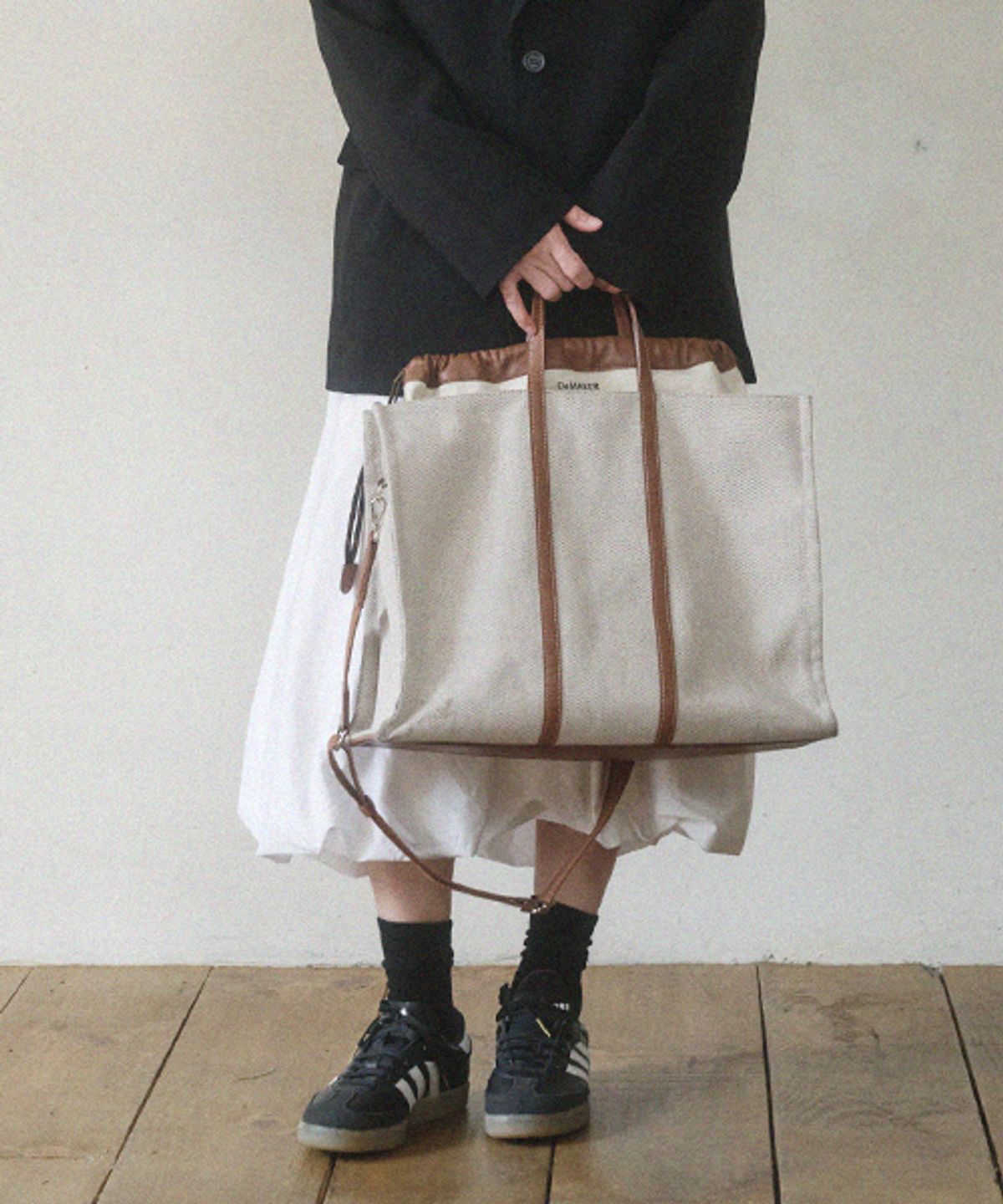 드메이커(DEMAKER) Big New vase bag-caramel cafe