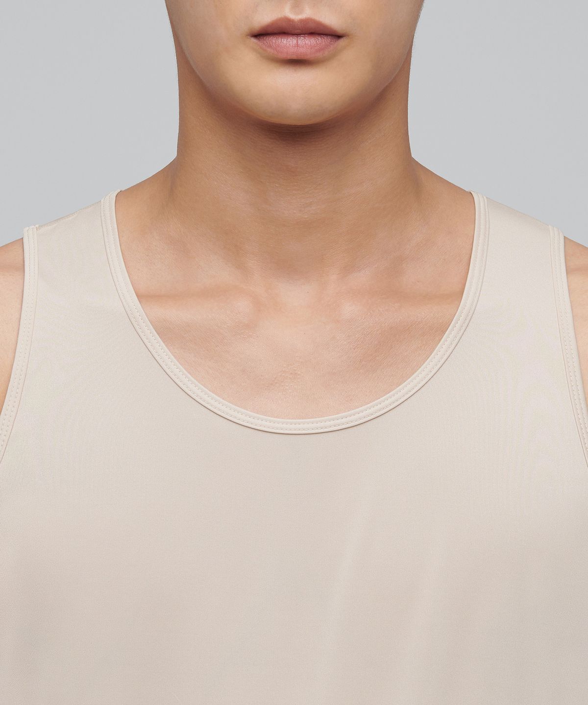 무신사 스탠다드(MUSINSA STANDARD) [쿨탠다드] 맨즈 슬리브리스 언더셔츠 [라이트 베이지]
