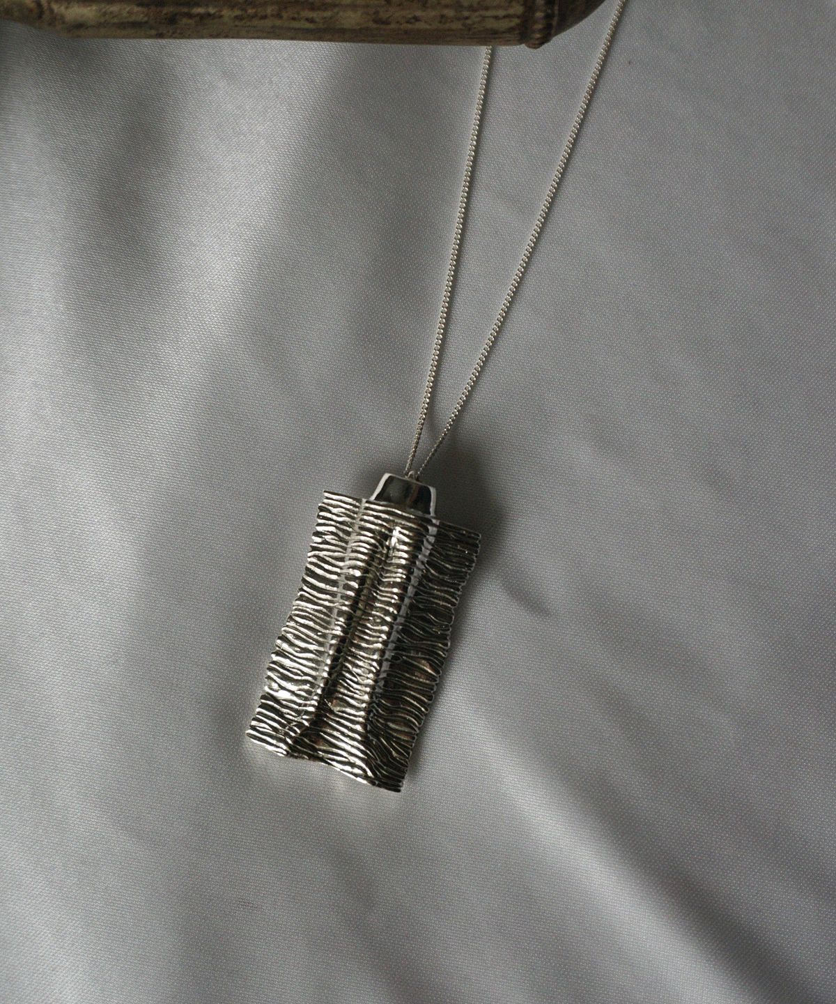 비자르 주얼리(BIZARRE JEWELRY) Blue de mer (블루 드 메흐)목걸이