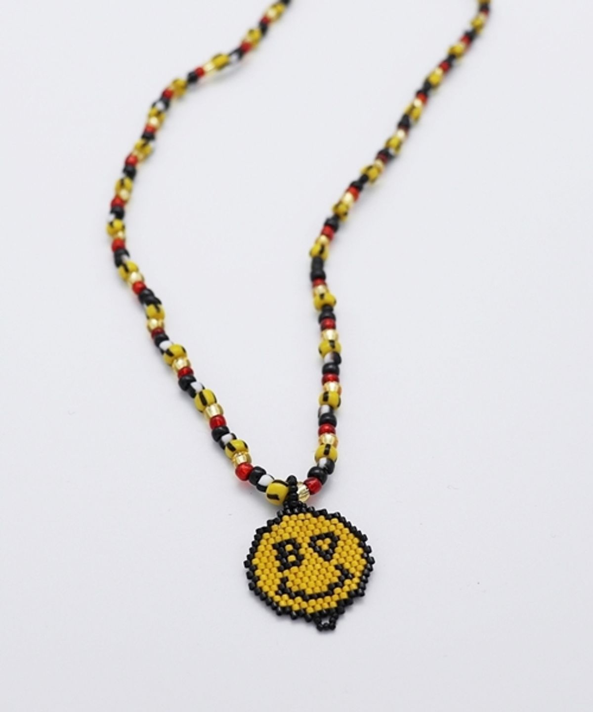 봉보(BONBEAU) Smile beads Necklace 스마일 팬던트 패션 비즈목걸이