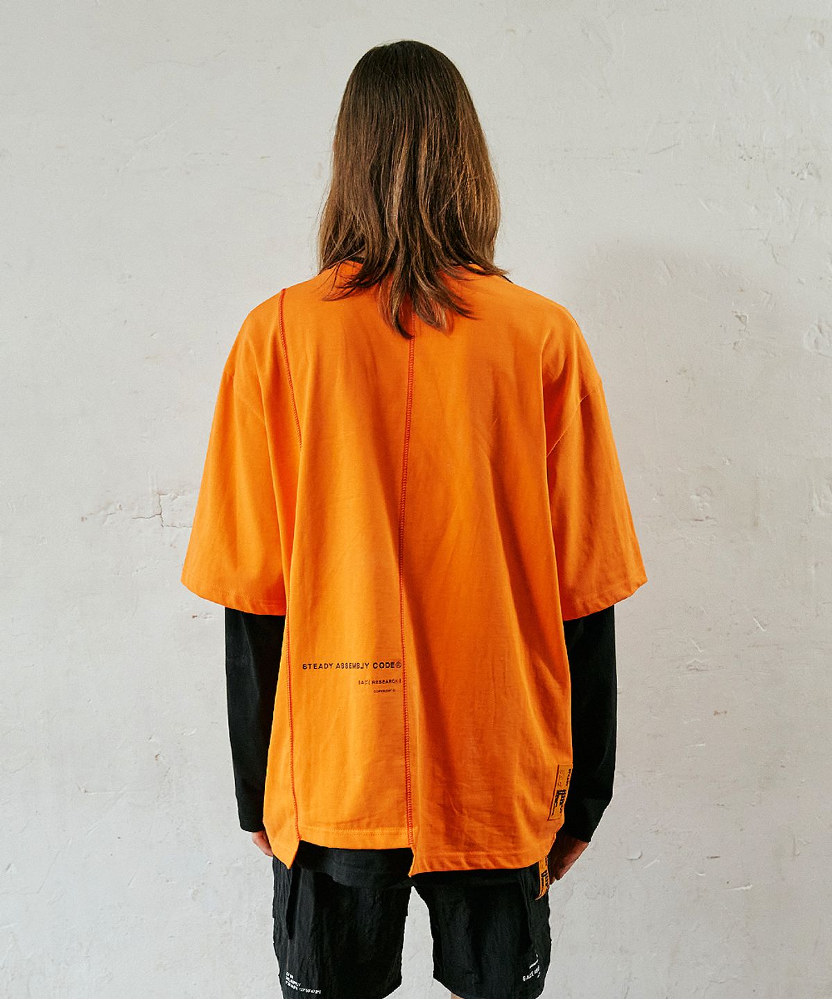 색 스튜디오(SAC STUDIO) ZIG CELL T-SHIRTS ORANGE