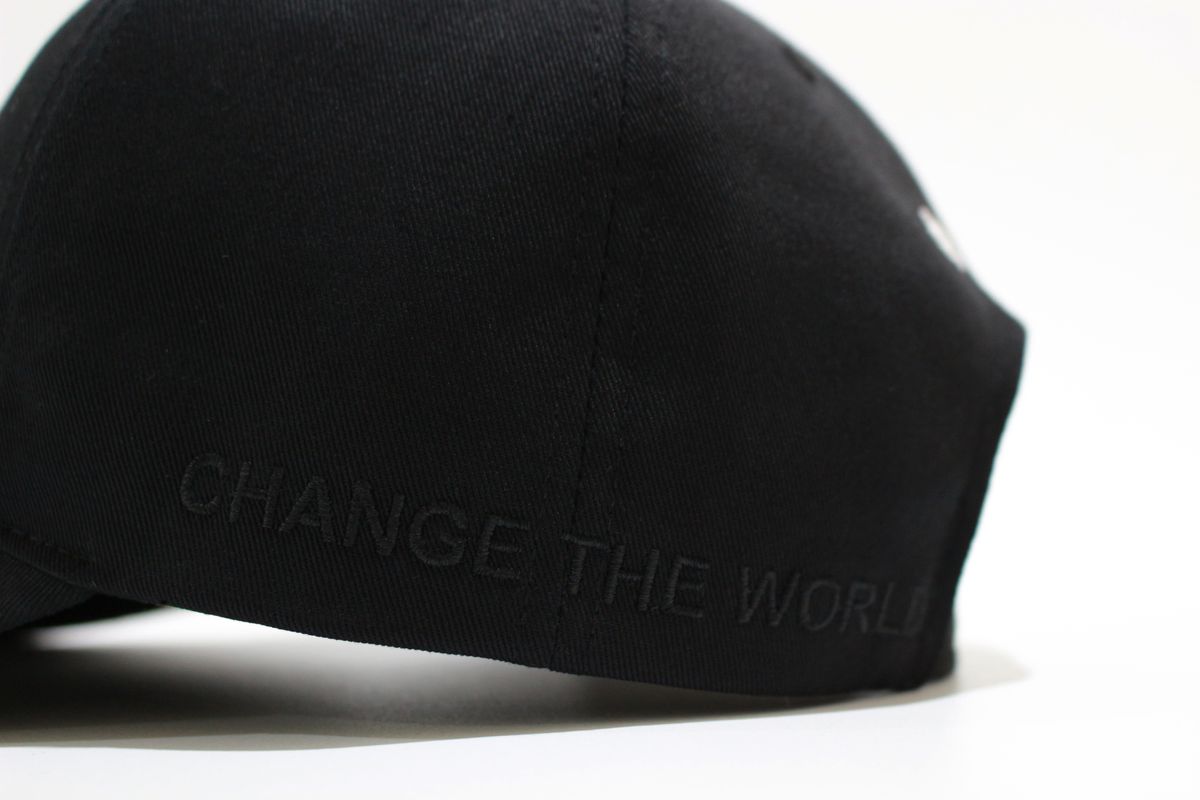 변화(BNHW) CHANGE 태극기 오버핏 볼캡 블랙