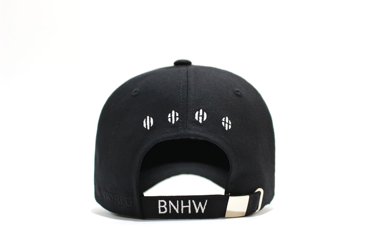 변화(BNHW) CHANGE 태극기 오버핏 볼캡 블랙