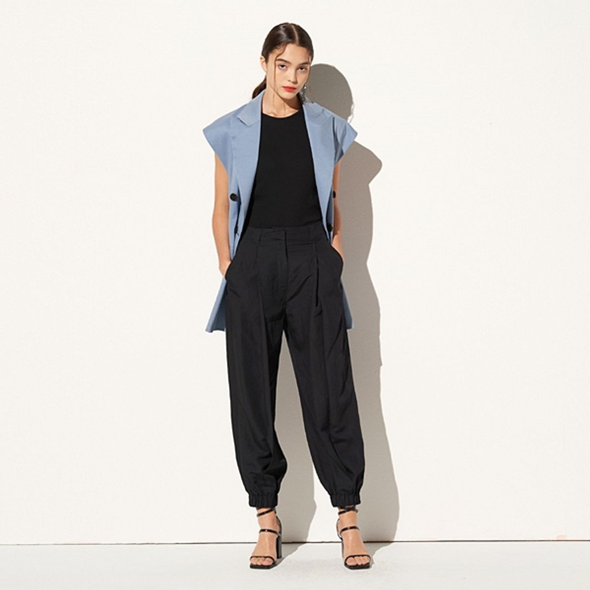 핀블랙(PINBLACK) LINEN JOGGER PANTS BLACK