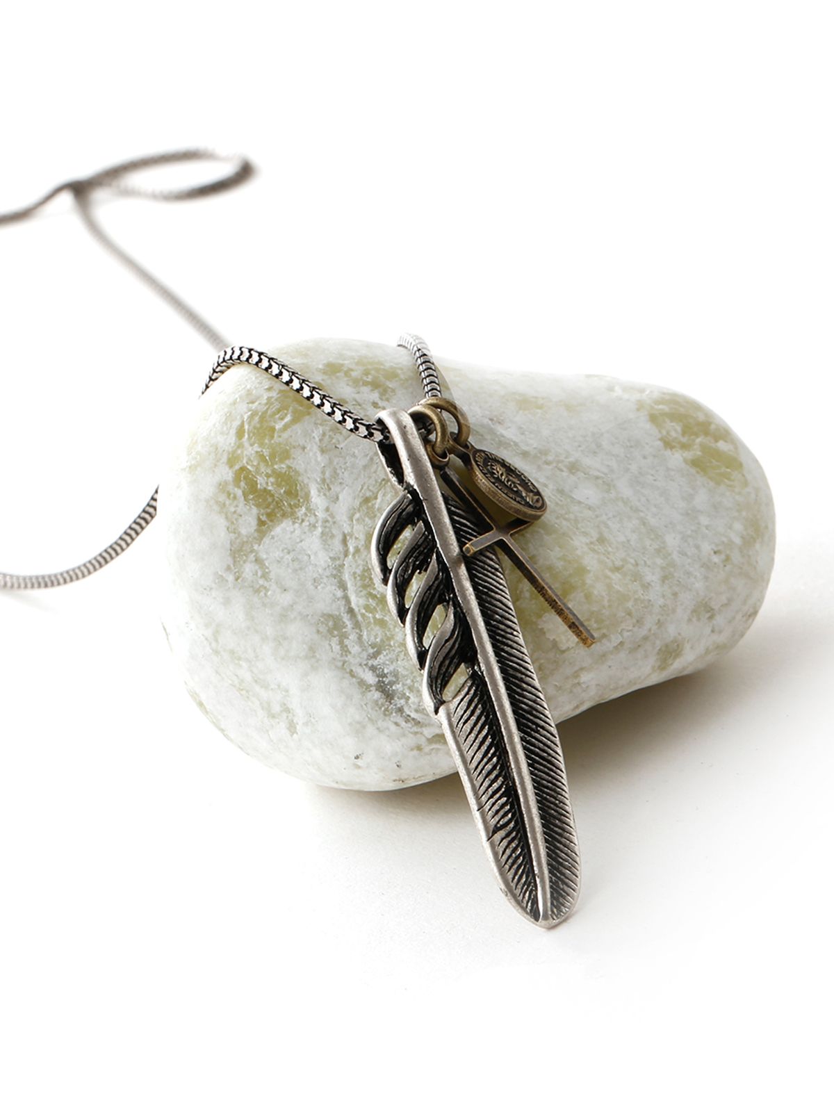 쇼브오프(SHOVEOFF) SVN-311 Feather Cross Coin Necklace