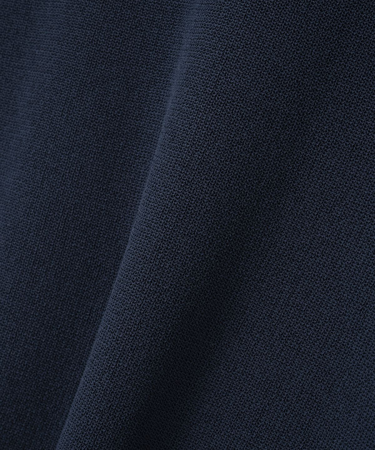 니티드(KNITTED) 쿨에버 라운드 반팔 니트티 NAVY