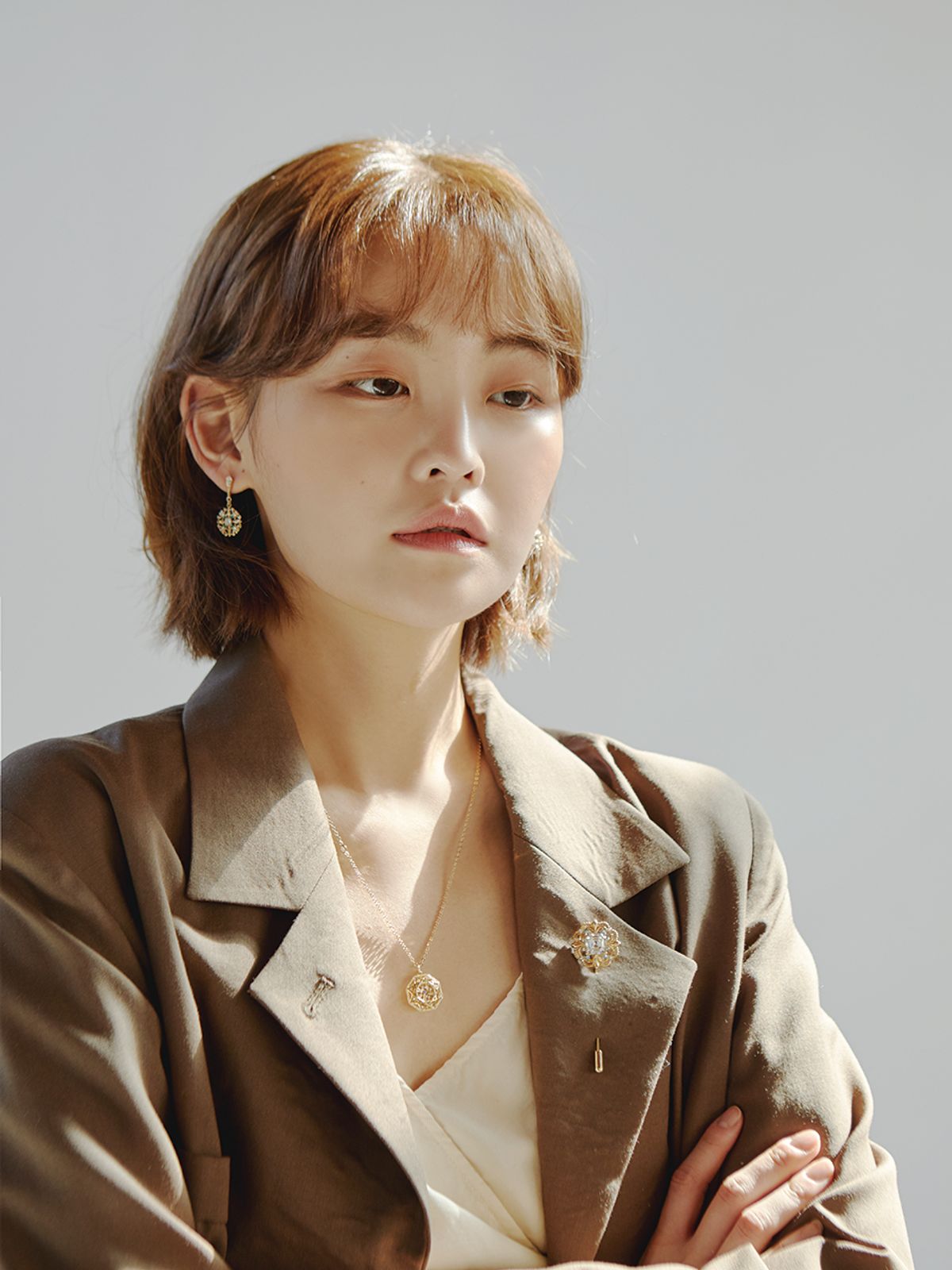 로이데테르(ROIDETER) 피오리 브로치