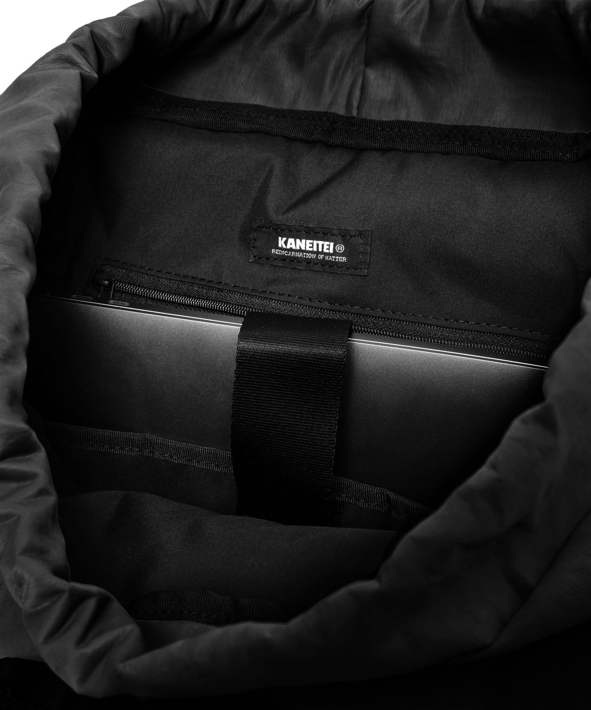 카네이테이(KANEITEI) BOHEMIAN BACKPACK M (BLACK) / RECYCLED