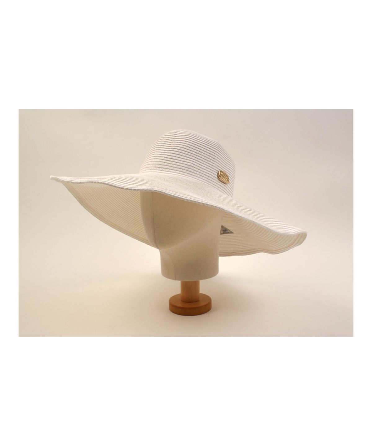 유니버셜 케미스트리(UNIVERSAL CHEMISTRY) Long White Wire Cloche Hat GD 여름페도라