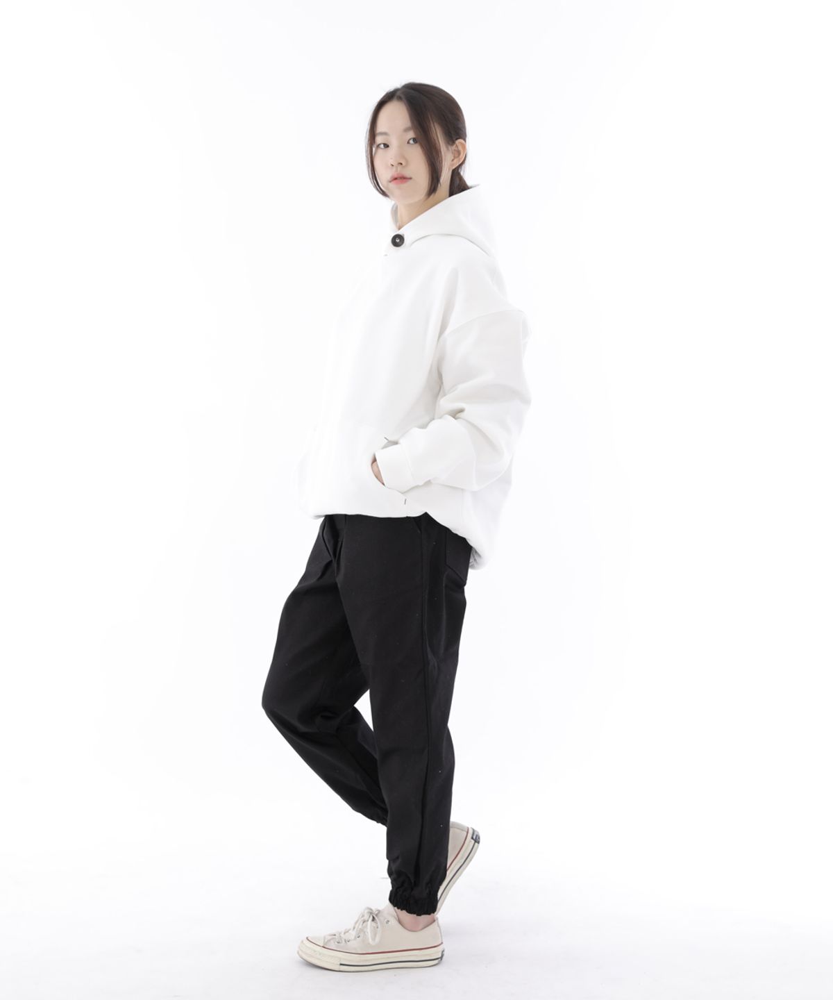 세인트크루(SAINTCREW) 백바택 포인트 코팅스트랩 조거팬츠 BB-303J 블랙