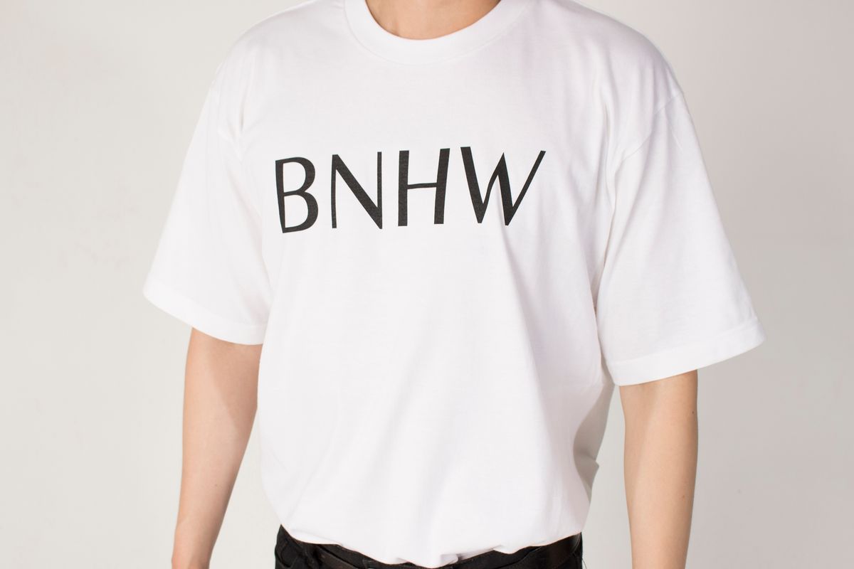 변화(BNHW) CHANGE 태극기 반팔 티셔츠 프린트 화이트