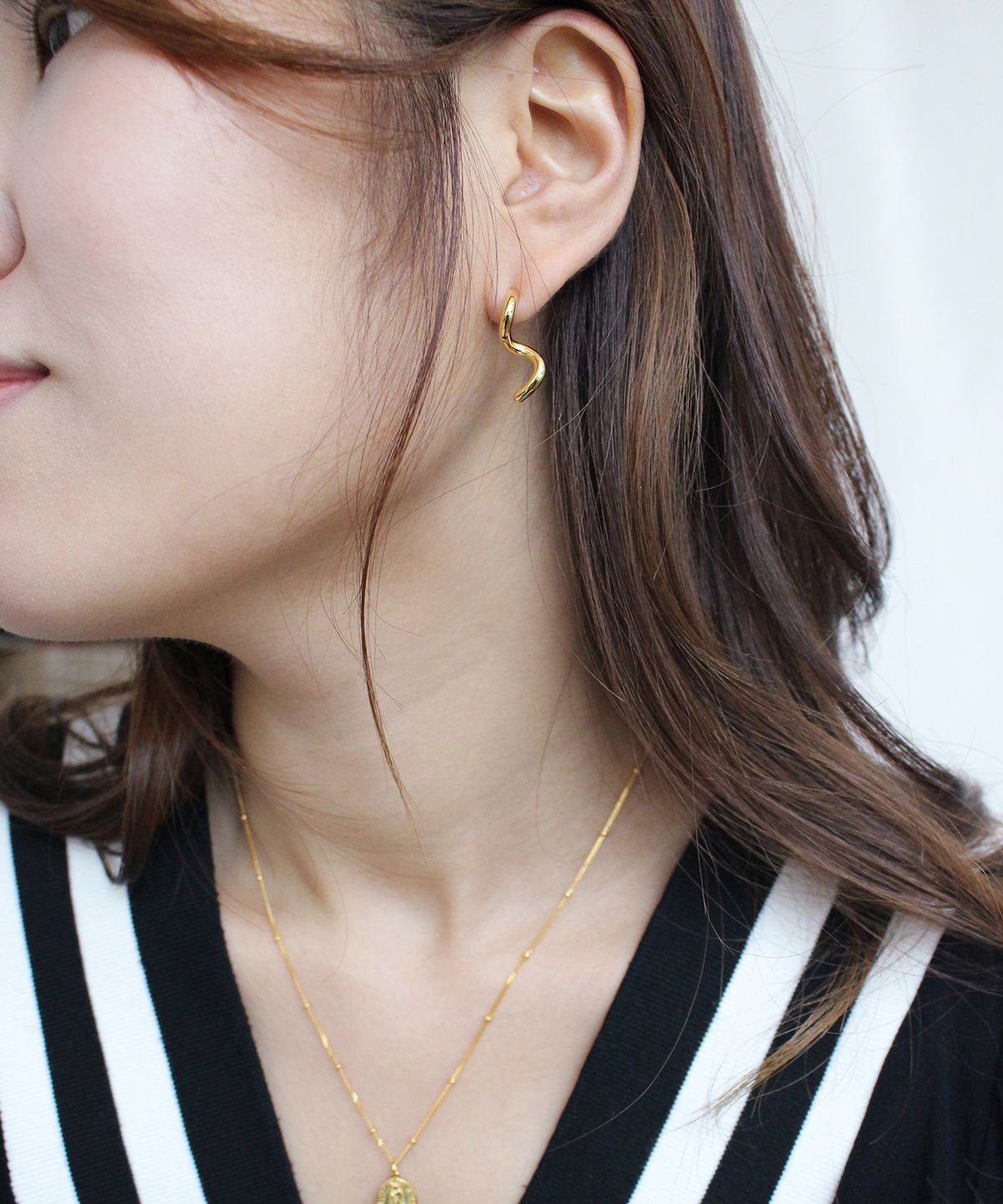 메이딘리(MADIN'LY) Trait earring