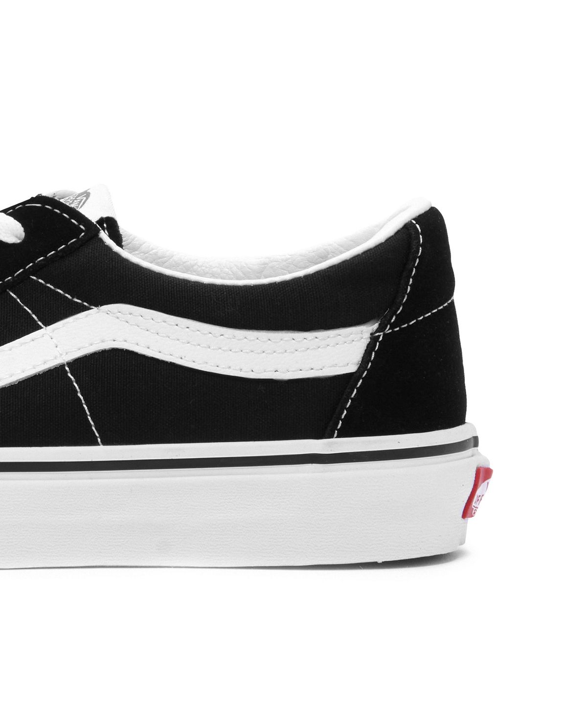 반스(VANS) 스케이트 로우 - 블랙:트루 화이트 / VN0A4UUK6BT1