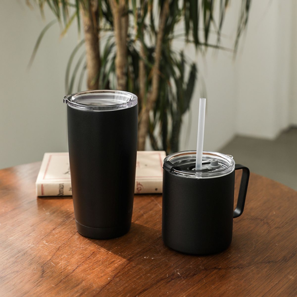 리브스(LEAVES) 보온보냉 빨대 텀블러 20oz_BLACK