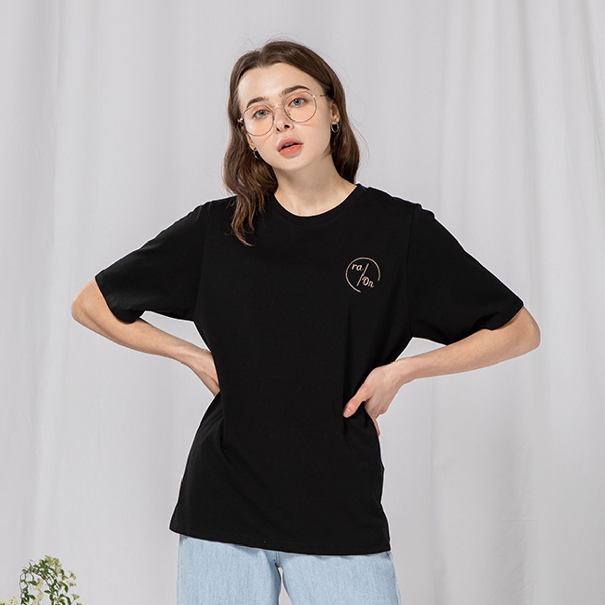 라온(RA_ON) Basic Daily Logo T-shirt (BK)