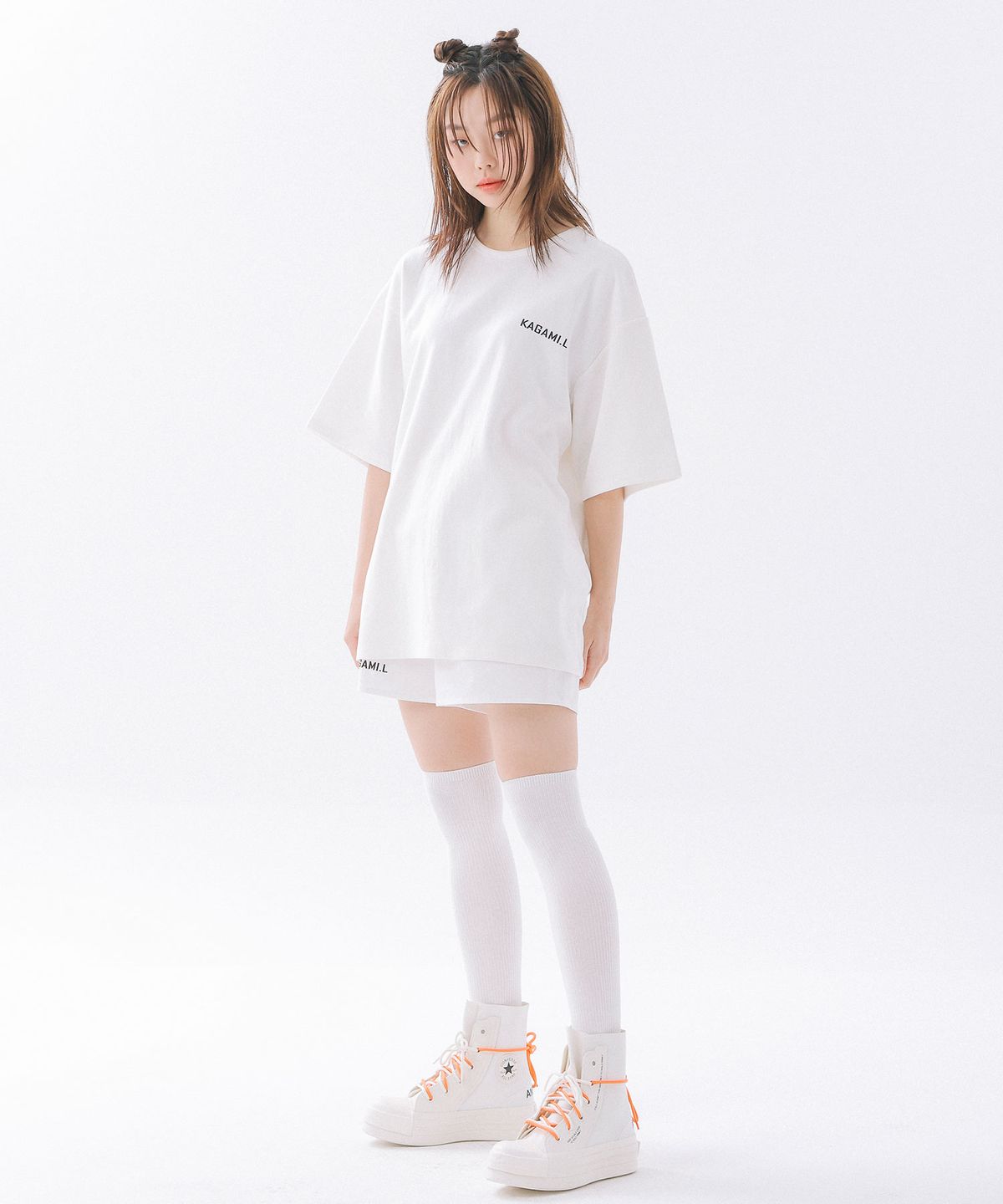 카가미엘(KAGAMI.L) 오버사이즈 1990로고 티셔츠 화이트