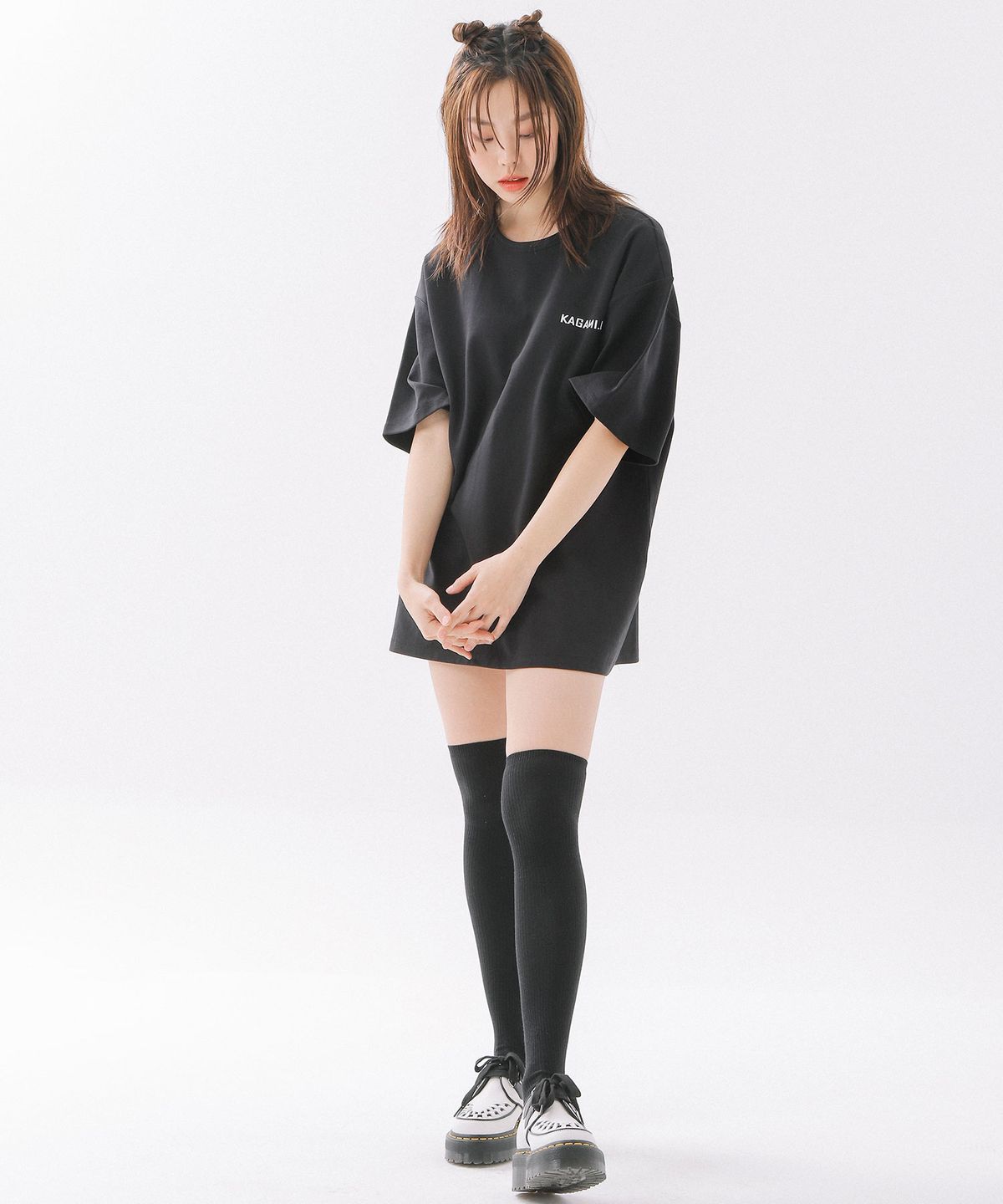카가미엘(KAGAMI.L) 오버사이즈 1990로고 티셔츠 블랙