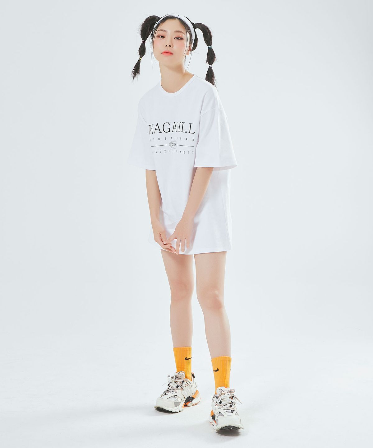 카가미엘(KAGAMI.L) 오버사이즈 빅 프론트 티셔츠 화이트