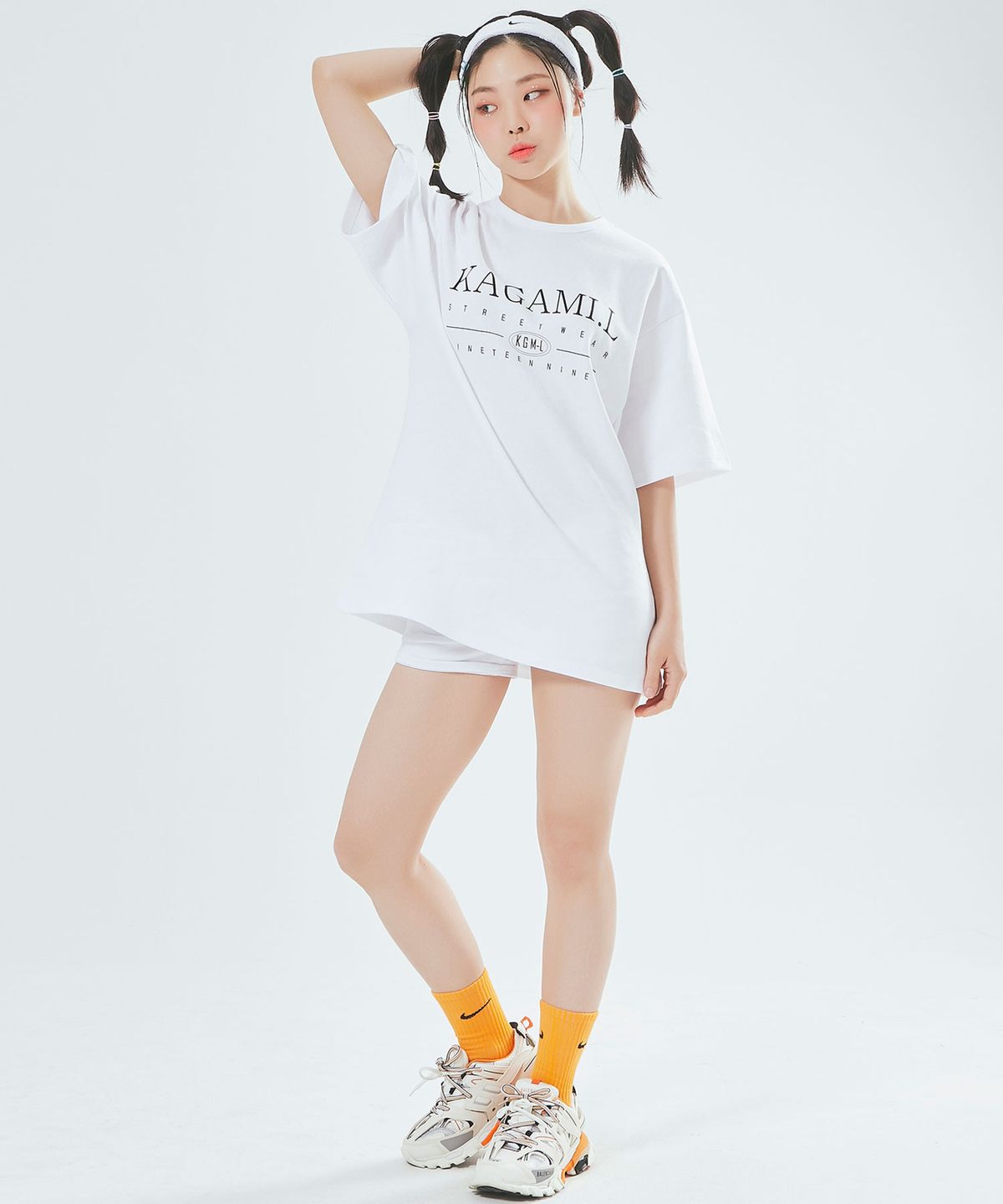 카가미엘(KAGAMI.L) 오버사이즈 빅 프론트 티셔츠 화이트