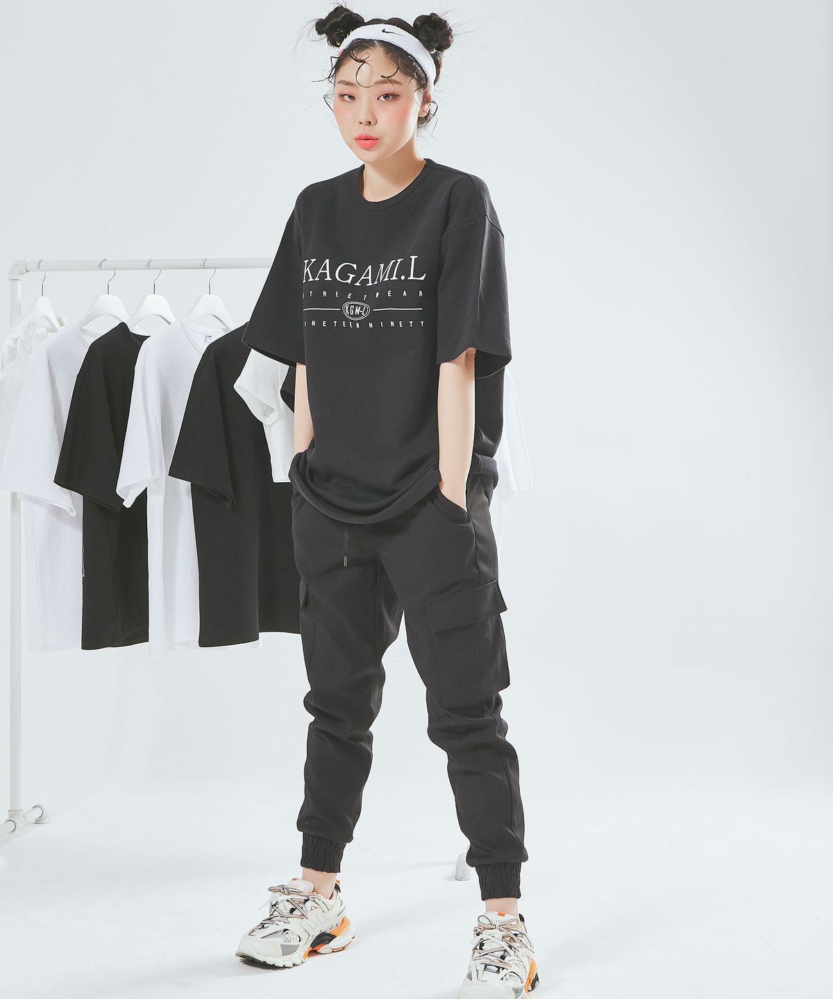 카가미엘(KAGAMI.L) 오버사이즈 빅 프론트 티셔츠 블랙