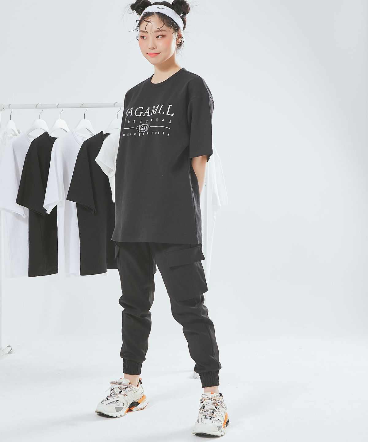 카가미엘(KAGAMI.L) 오버사이즈 빅 프론트 티셔츠 블랙