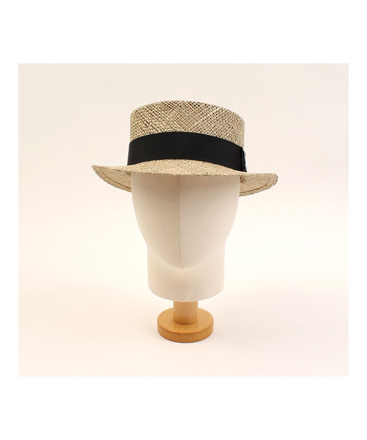 유니버셜 케미스트리(UNIVERSAL CHEMISTRY) Bau Flat Short Panama Hat BK 라피아햇
